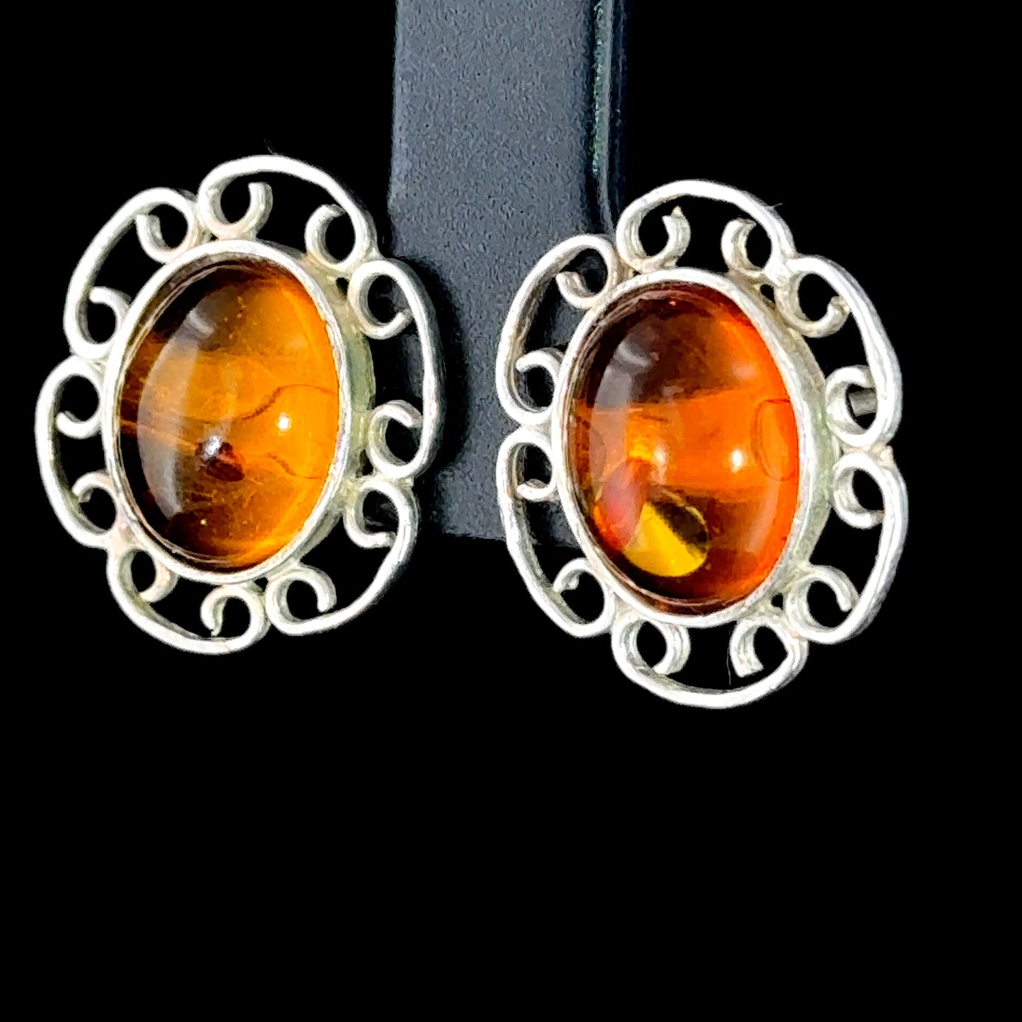 Lovely Silver & Amber Oval Filigree Stud Earrings