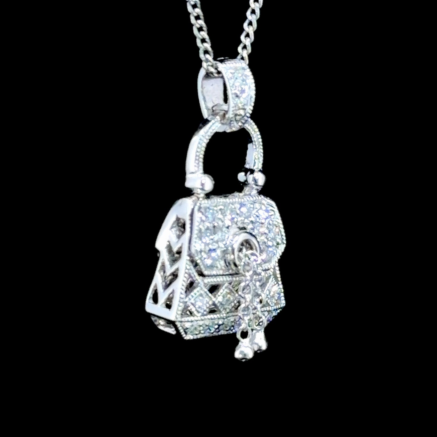 Pretty 18k White Gold & Diamond Purse / Handbag Pendant Appx 0.35 Cts