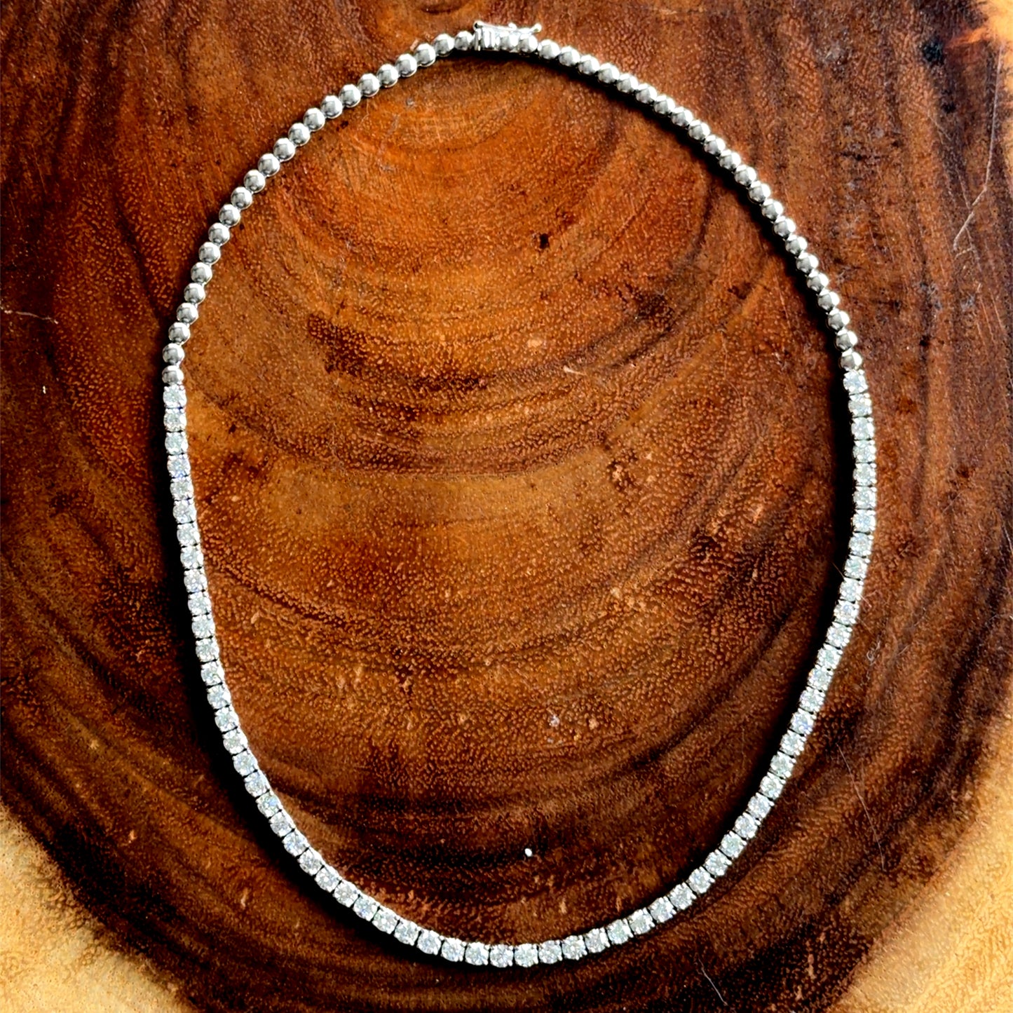 18k White Gold Diamond Necklace of Appx 9.5 cts