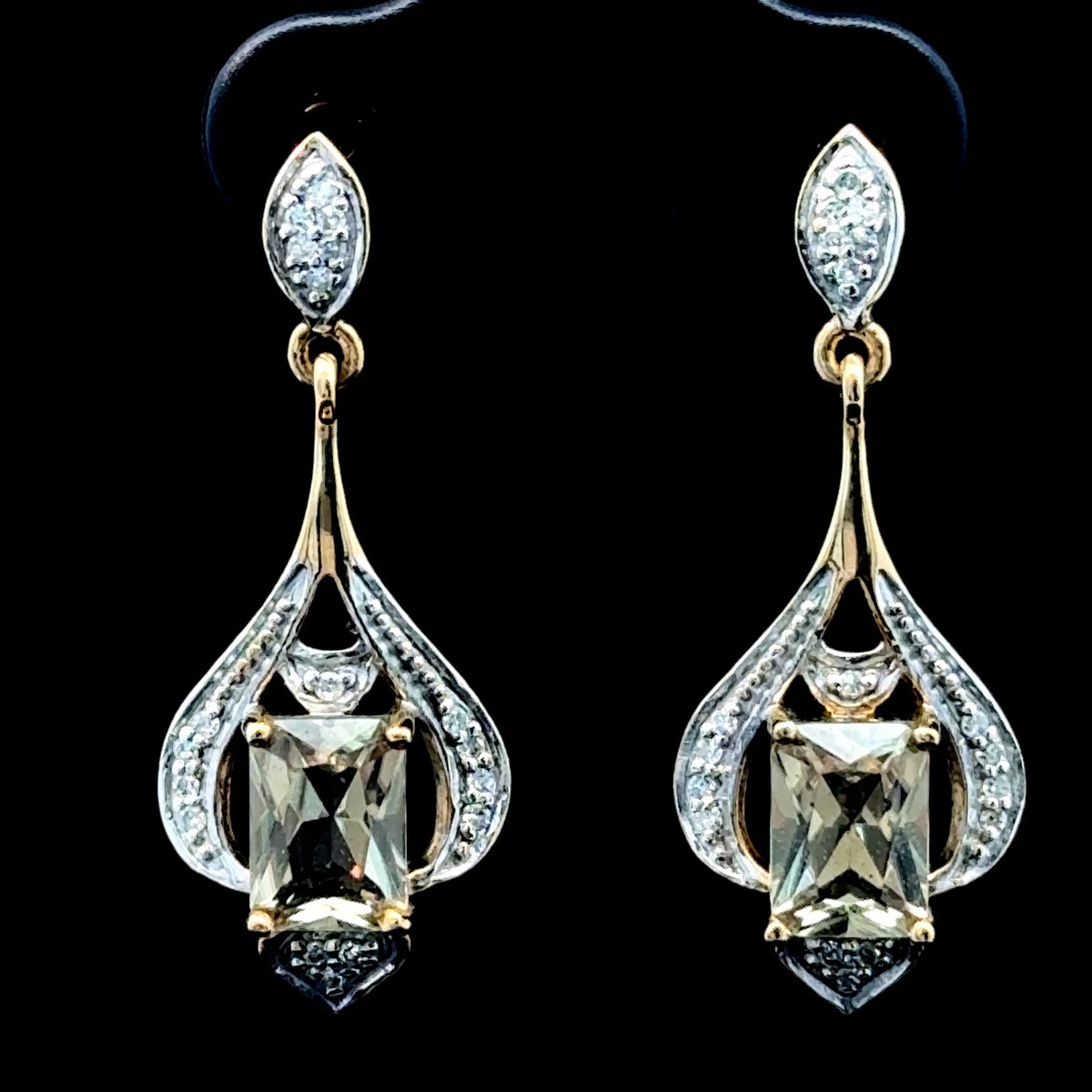 Fabulous 9K Yellow Gold Zultanite & Diamond Earrings with Certificate