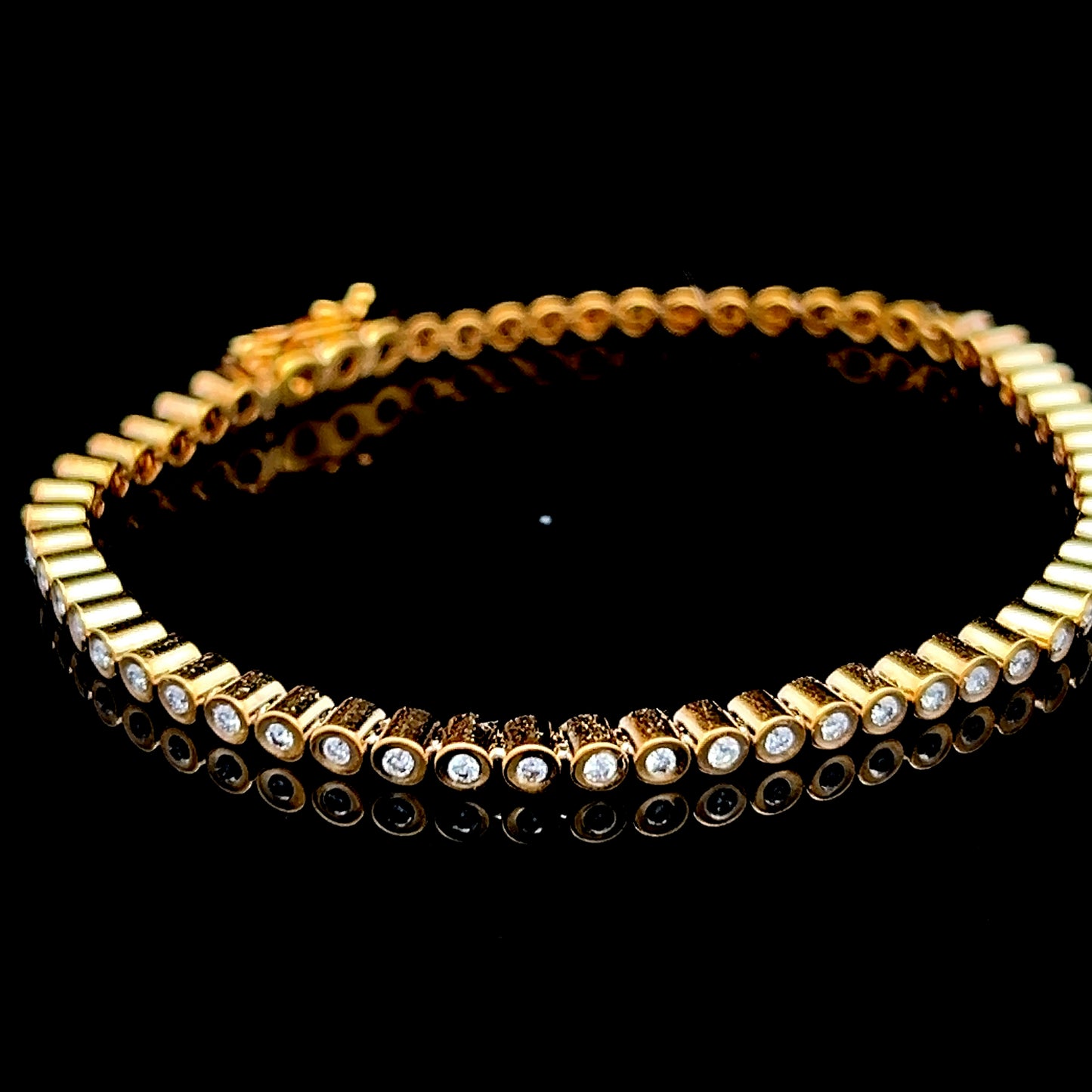 18K Yellow Gold Diamond Tennis Bracelet In Rubover Setting
