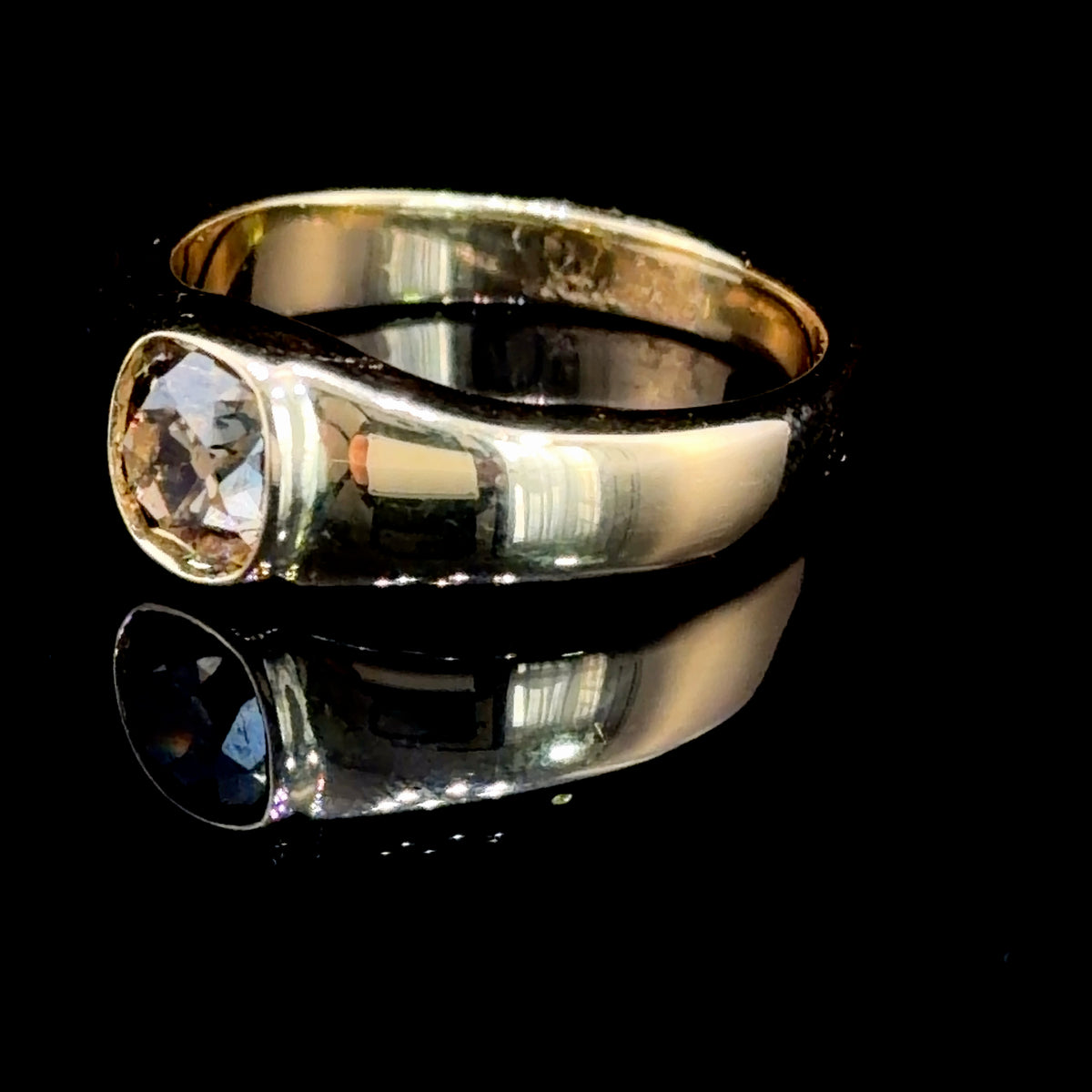A Spectacular Bezel Set Chocolate Diamond Solitaire Ring of 1.1 Cts Si1/2