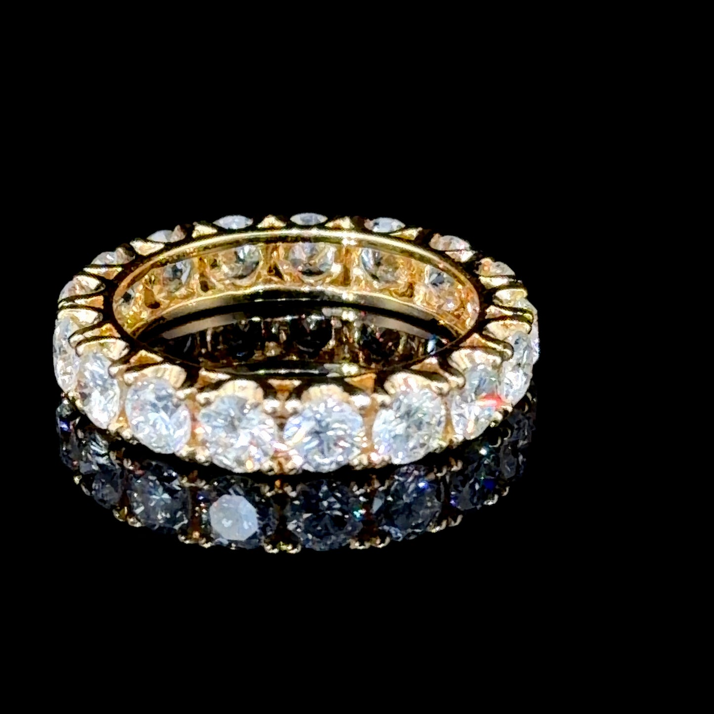 Fantastic 18k Yellow Gold Diamond Full Eternity Ring 4 Cts VVS Clarity E Colour