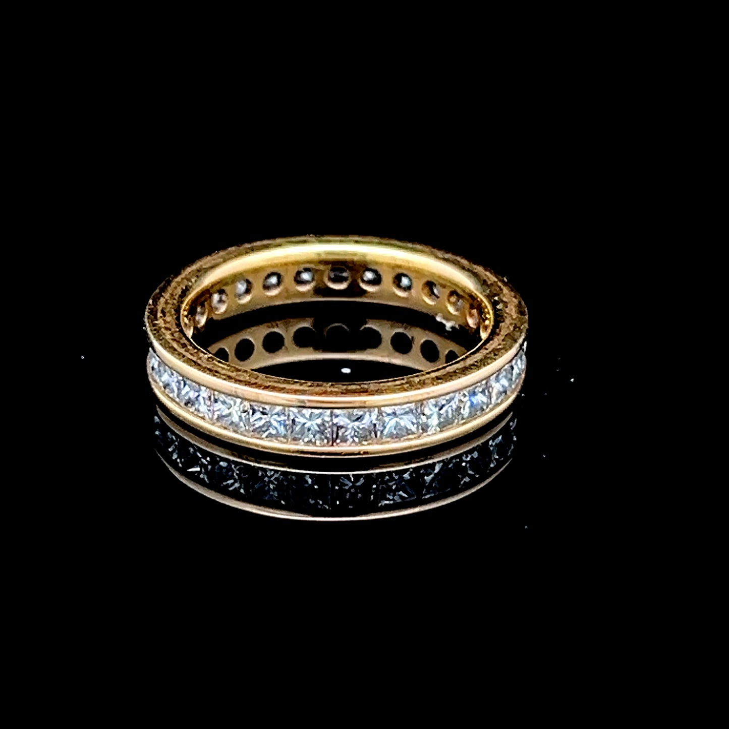 18K Yellow Gold Diamond Full Eternity Ring APPX 2.0 CTS