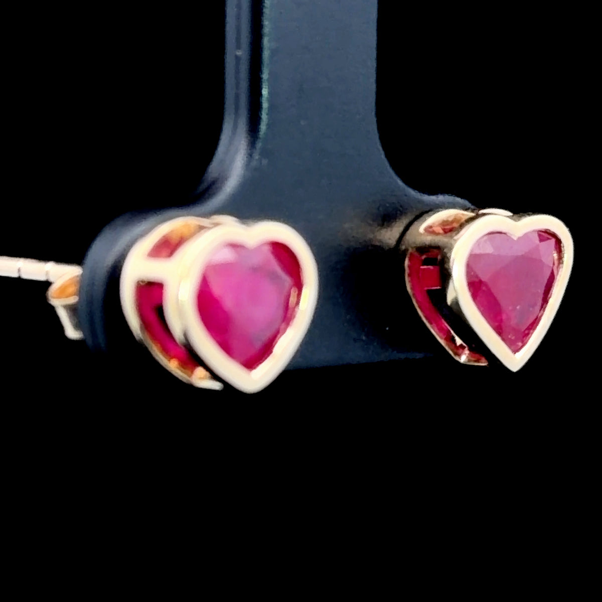A Stunning Pair Of Ruby Heart Stud Earrings In Substantial 14k Yellow Gold Mounts Truly Magnificent