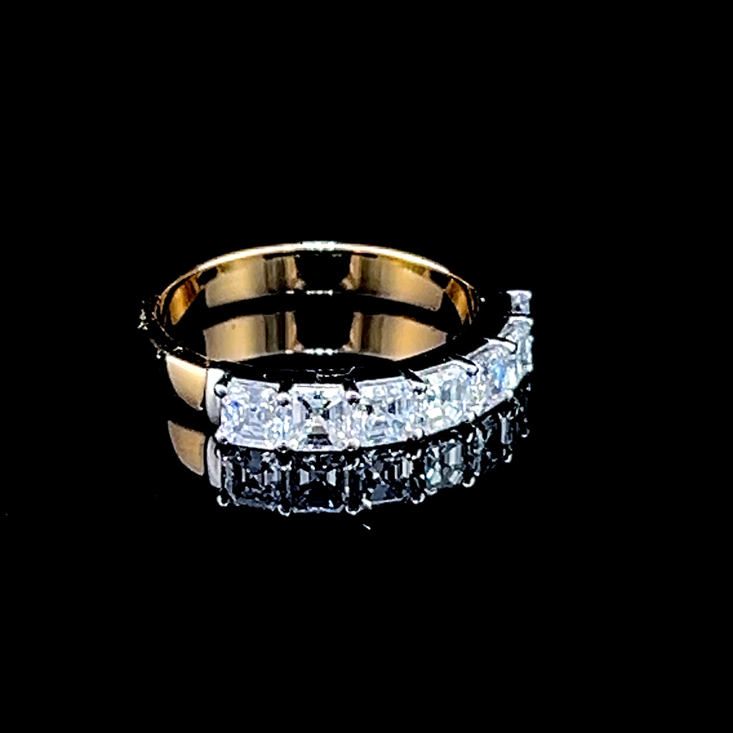 18K Yellow Gold 7 Stone Diamond Ring