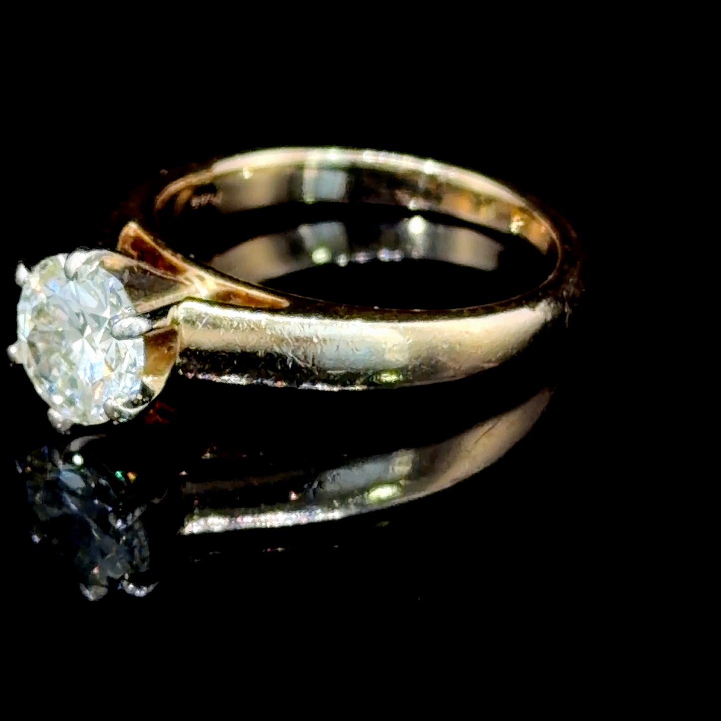 Wonderful 18k Yellow Gold Diamond Solitaire Ring Appx 1.5 Cts VS2 Si1