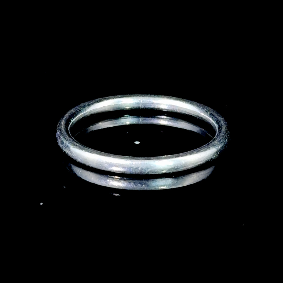 Lovely Platinum Wedding Band Size M1/2