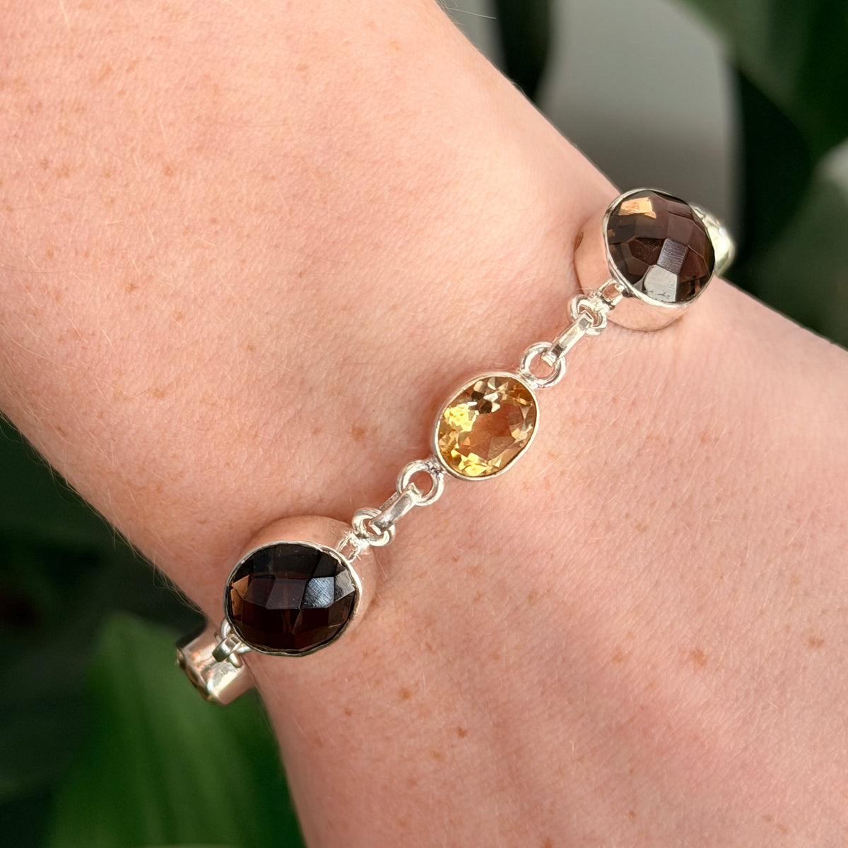 Very Pretty Silver Smokey Quartz & Citrine Bracelet With T Bar Clasp