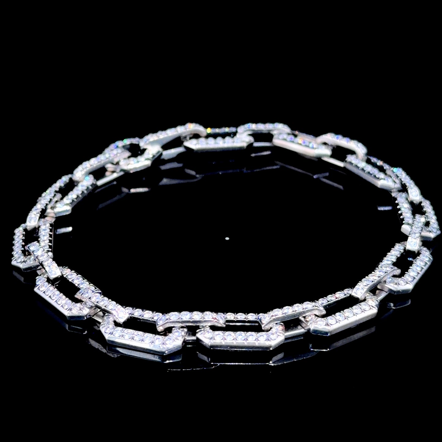 A Magnificent Appx. 3Ct Diamond Pave’ Set link Bracelet in 18k White Gold By David Yurman