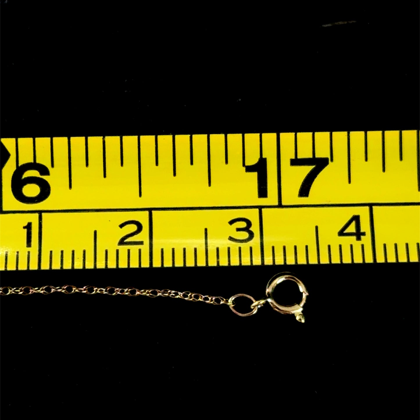 Lovely 9k Yellow Gold Fine Twist Chain 17” Long