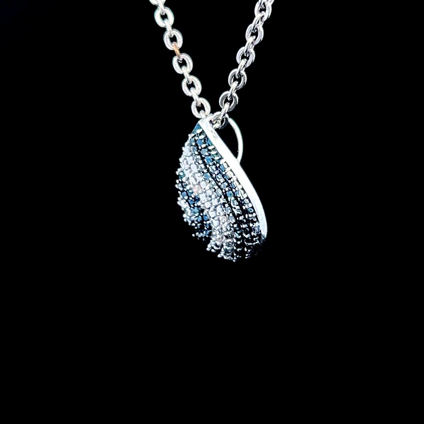 Silver Pendant With Diamonds