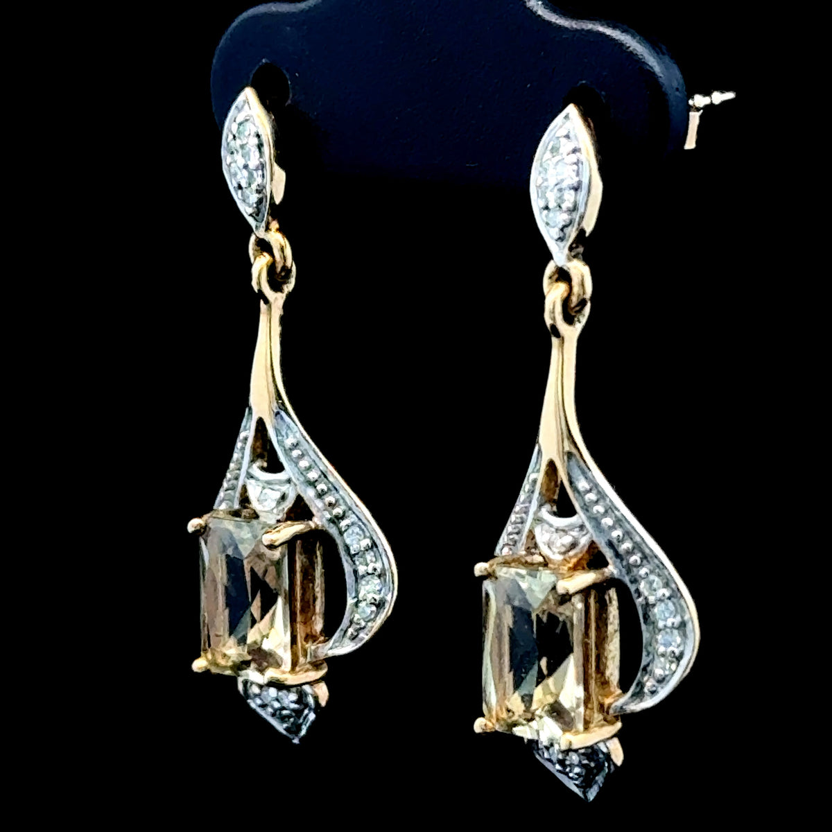 Fabulous 9K Yellow Gold Zultanite & Diamond Earrings with Certificate