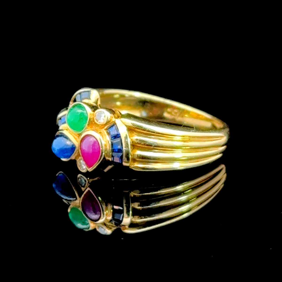 Fabulous 18K Yellow Gold Modern Cluster Ring Featuring: Emerald, Ruby, Sapphire & Diamonds