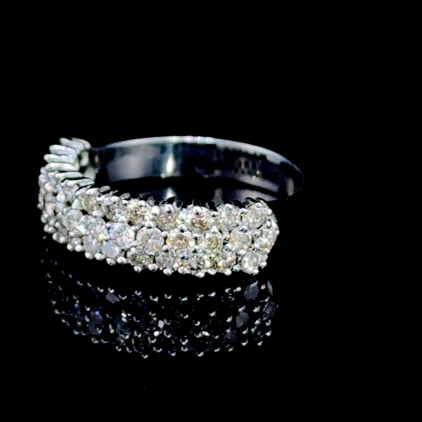 18K White Gold Diamond Cluster Band APPX 1.0 CTS