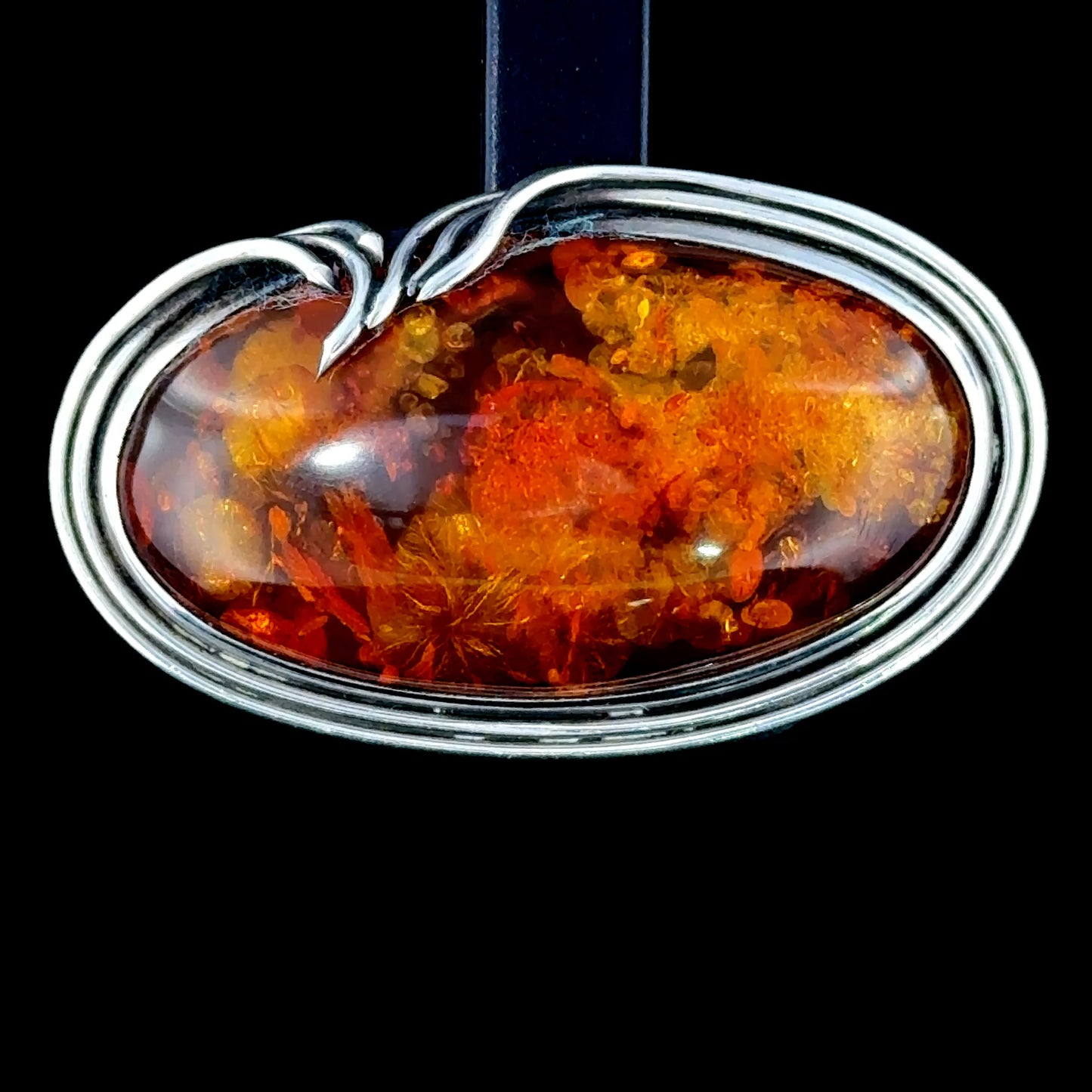 Lovely Large Silver Oval Amber Brooch