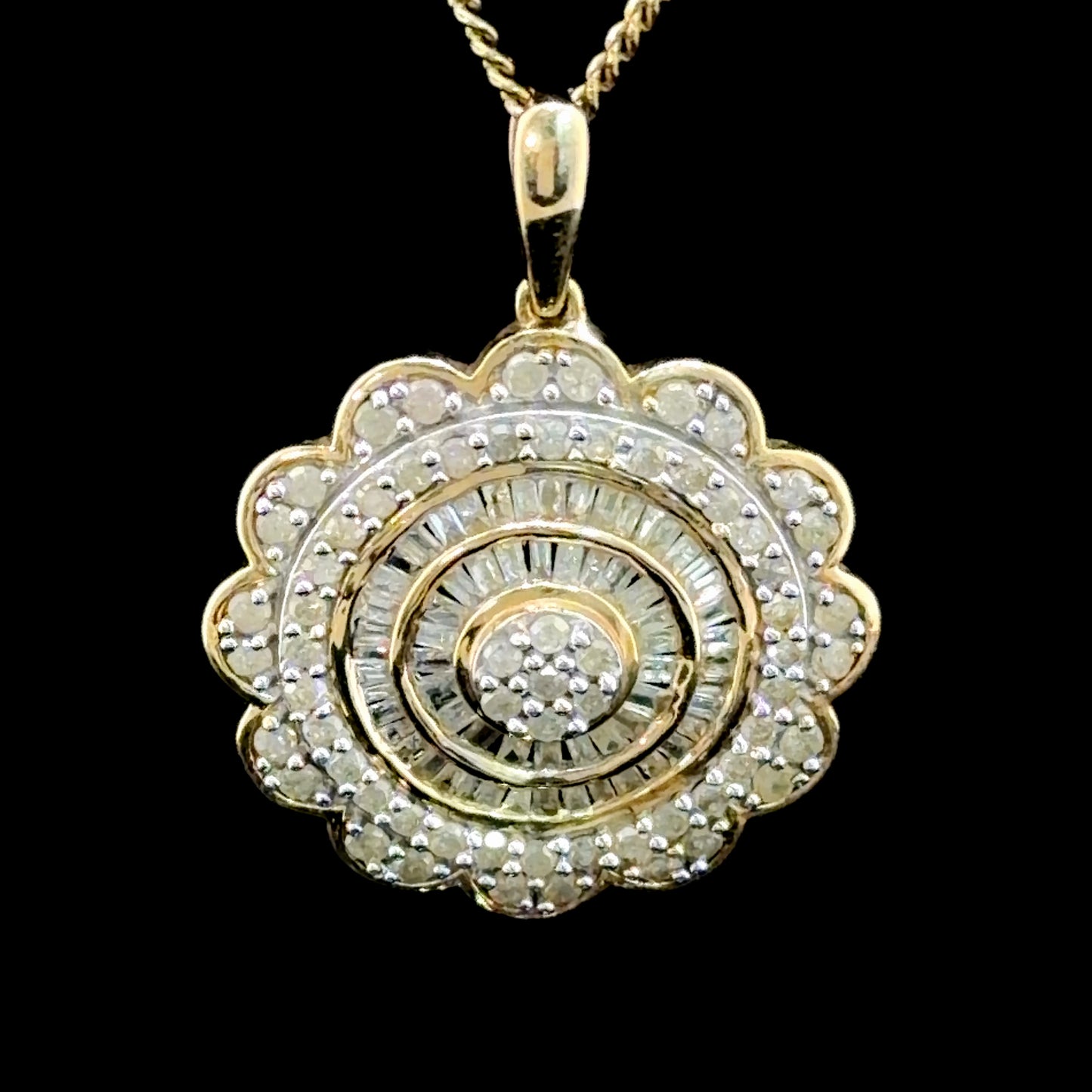 Lovely 9k Yellow Gold Baguette and Round Cut Diamond Pendant In The Shape Of A Flower Appx 0.75 Cts