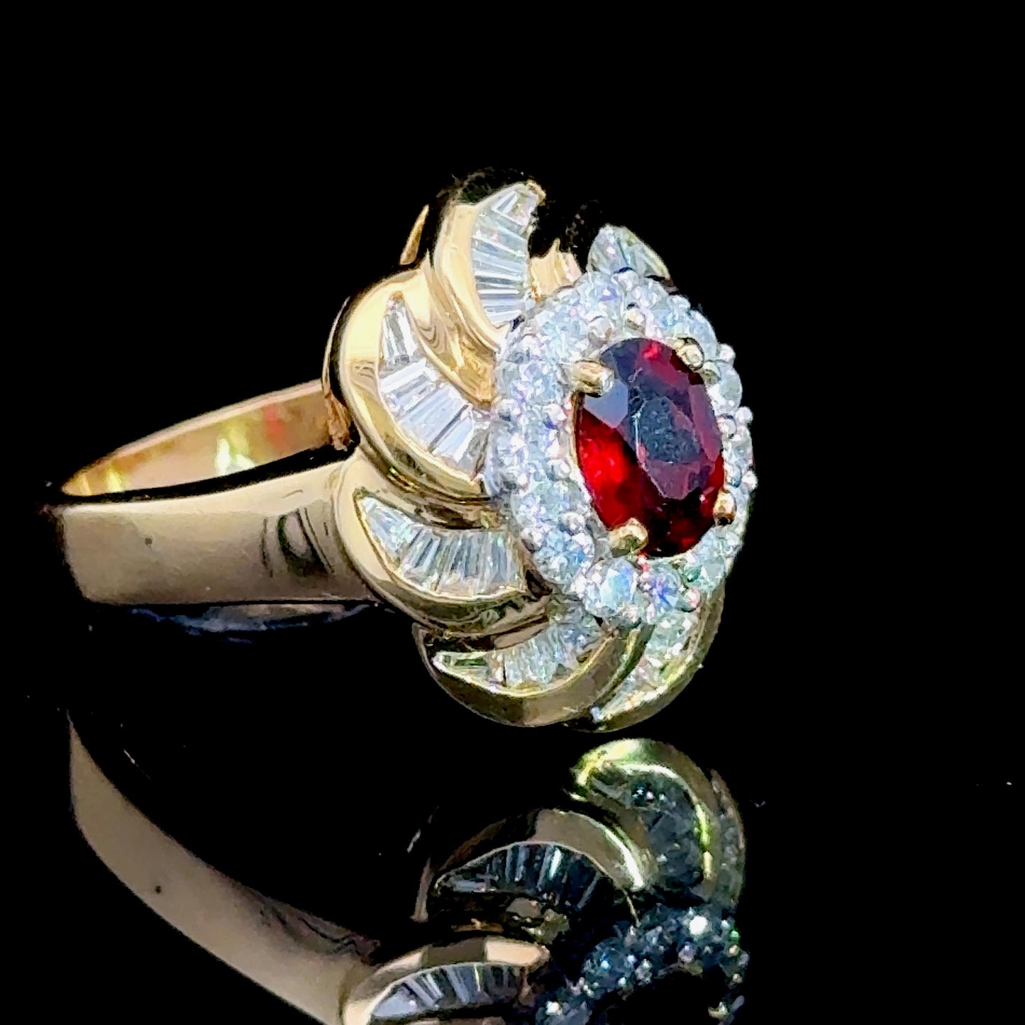 18k Yellow Gold Rhodolite Round & Baguette Diamond Cluster Ring Appx 1.0cts