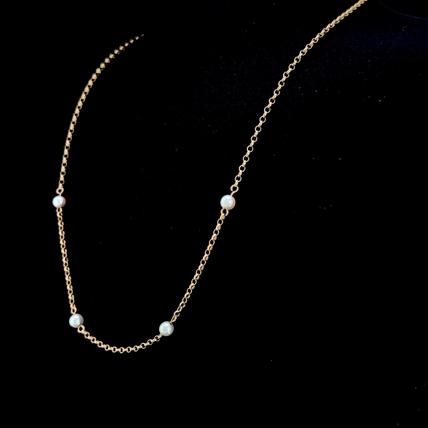 Lovely 9k Yellow Gold 4 Pearl Station Necklace 15 3/4” Long