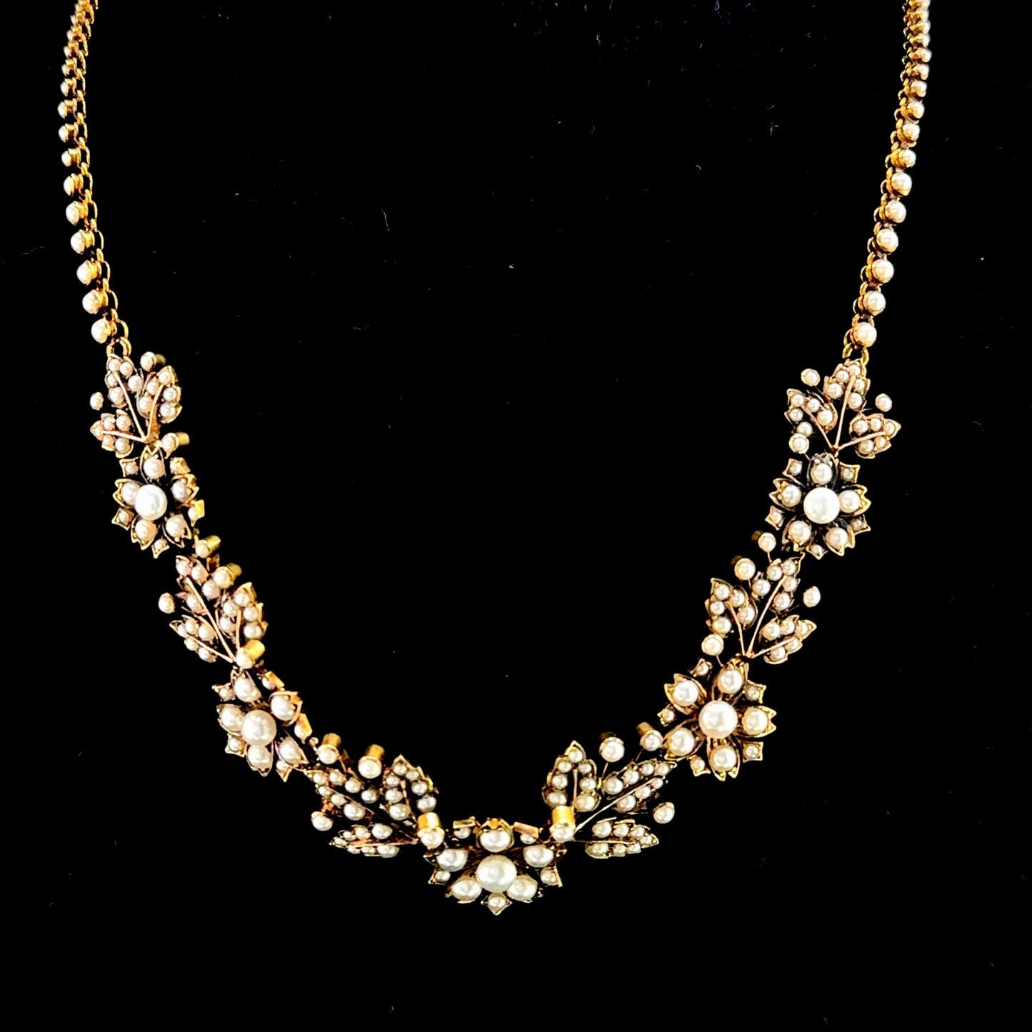 15k Antique Heavy Pearl Floral Necklace 16”