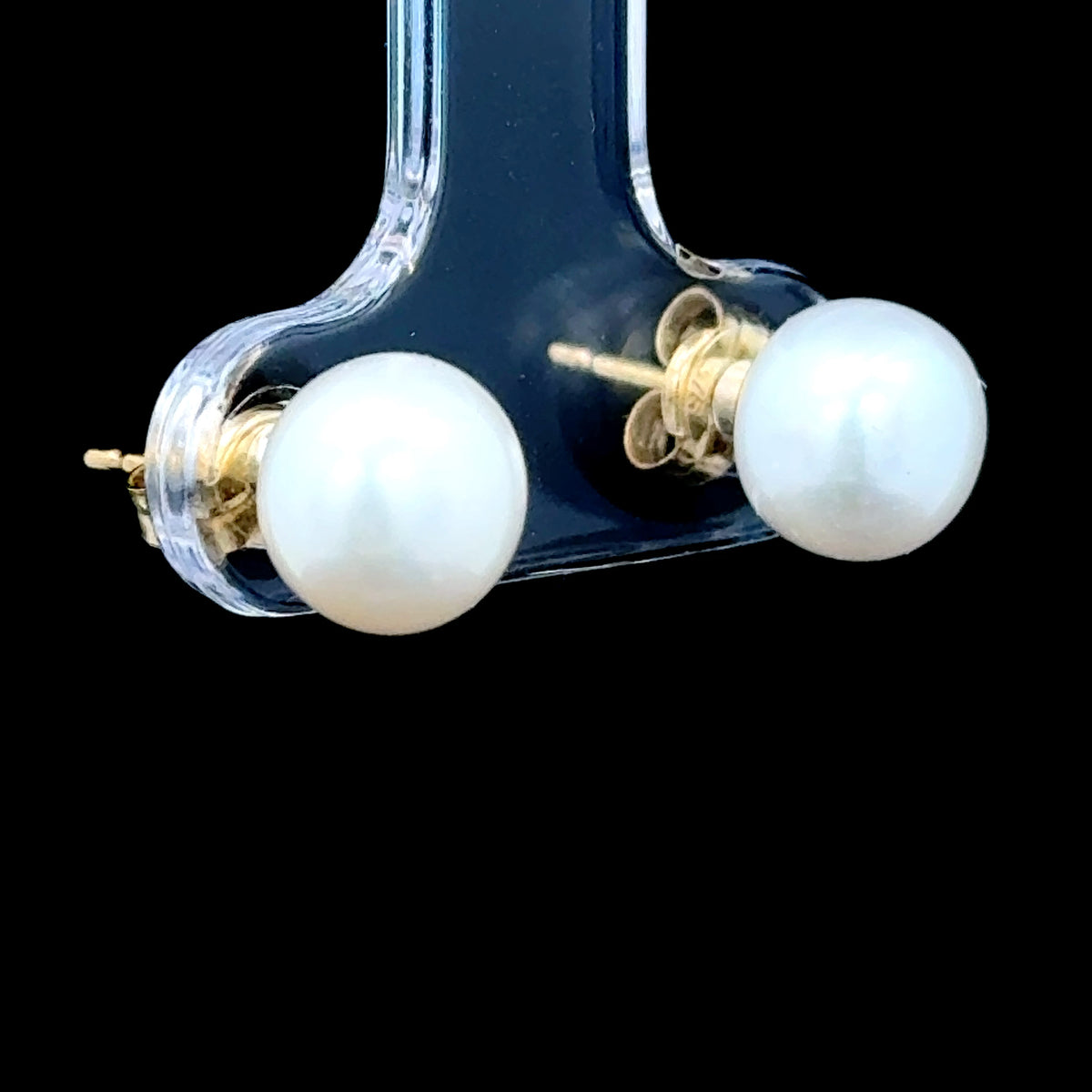 9K Yellow Gold Pretty Pearl Studs