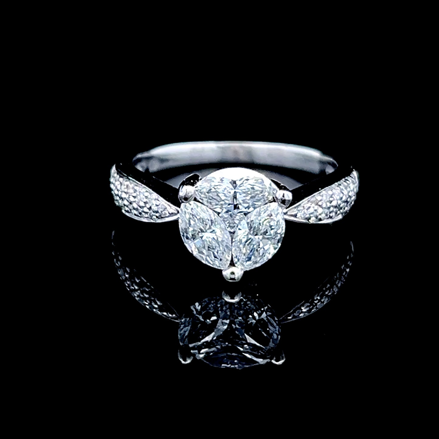 18K White Gold Diamond Ring With Diamonds To Shoulders