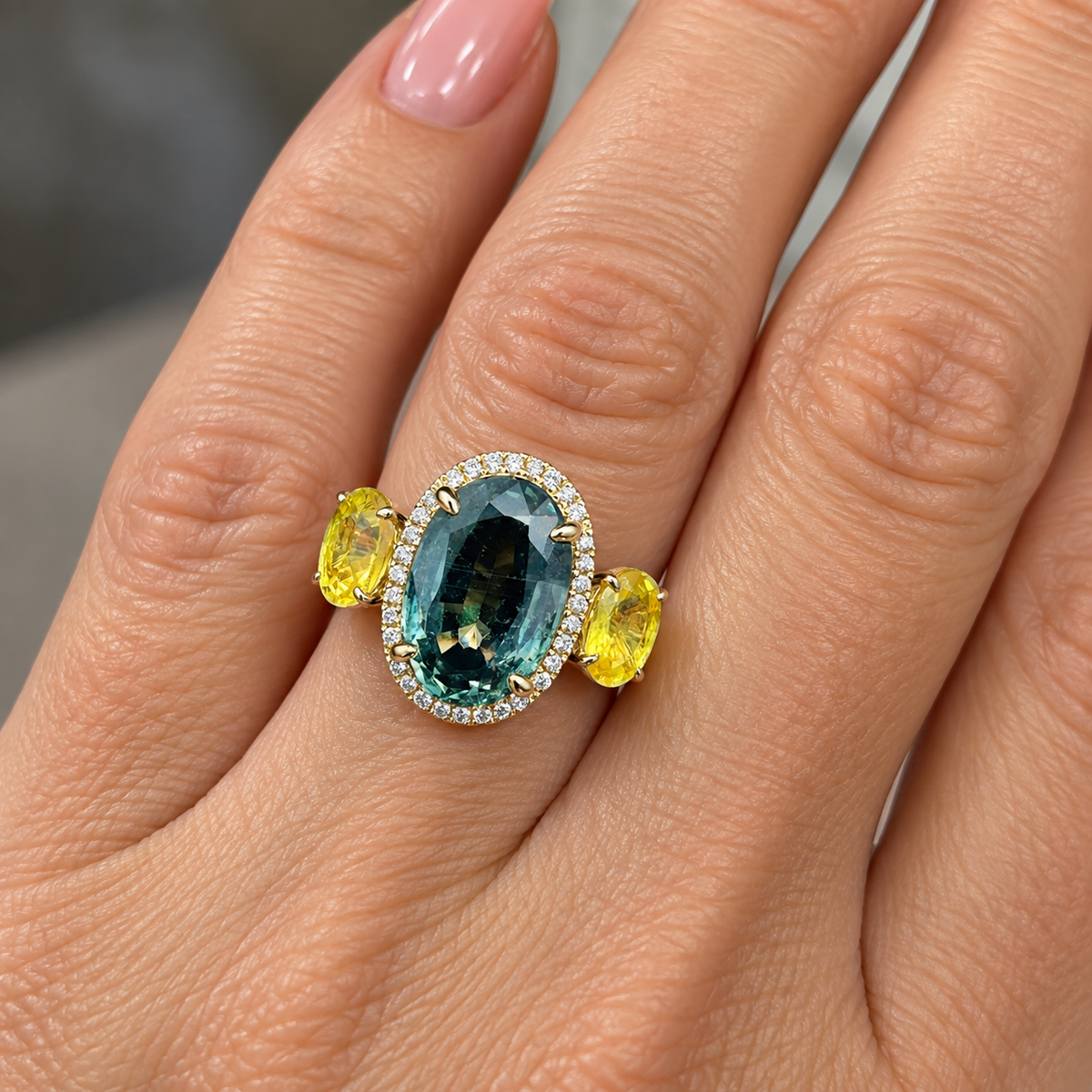 14k Yellow Gold – Striking 6.60ct Green Sapphire Trilogy Ring with 1.0 Cts Of Yellow Sapphires & Diamond Halo RRP £8k
