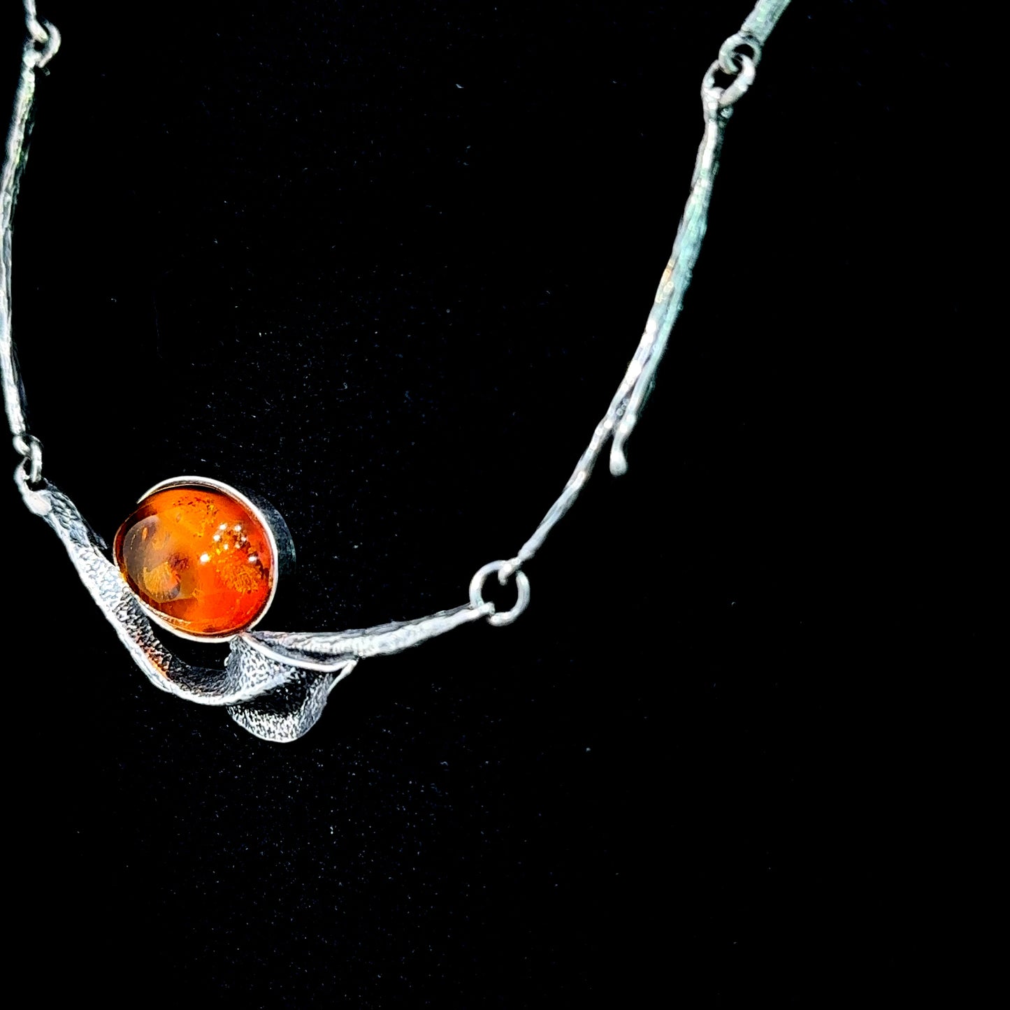 Silver Amber Vine Necklace