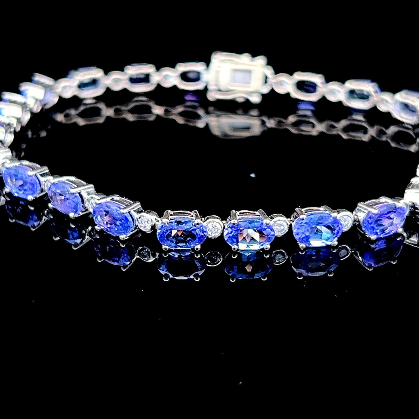 9k White Gold Tanzanite & Diamond Bracelet
