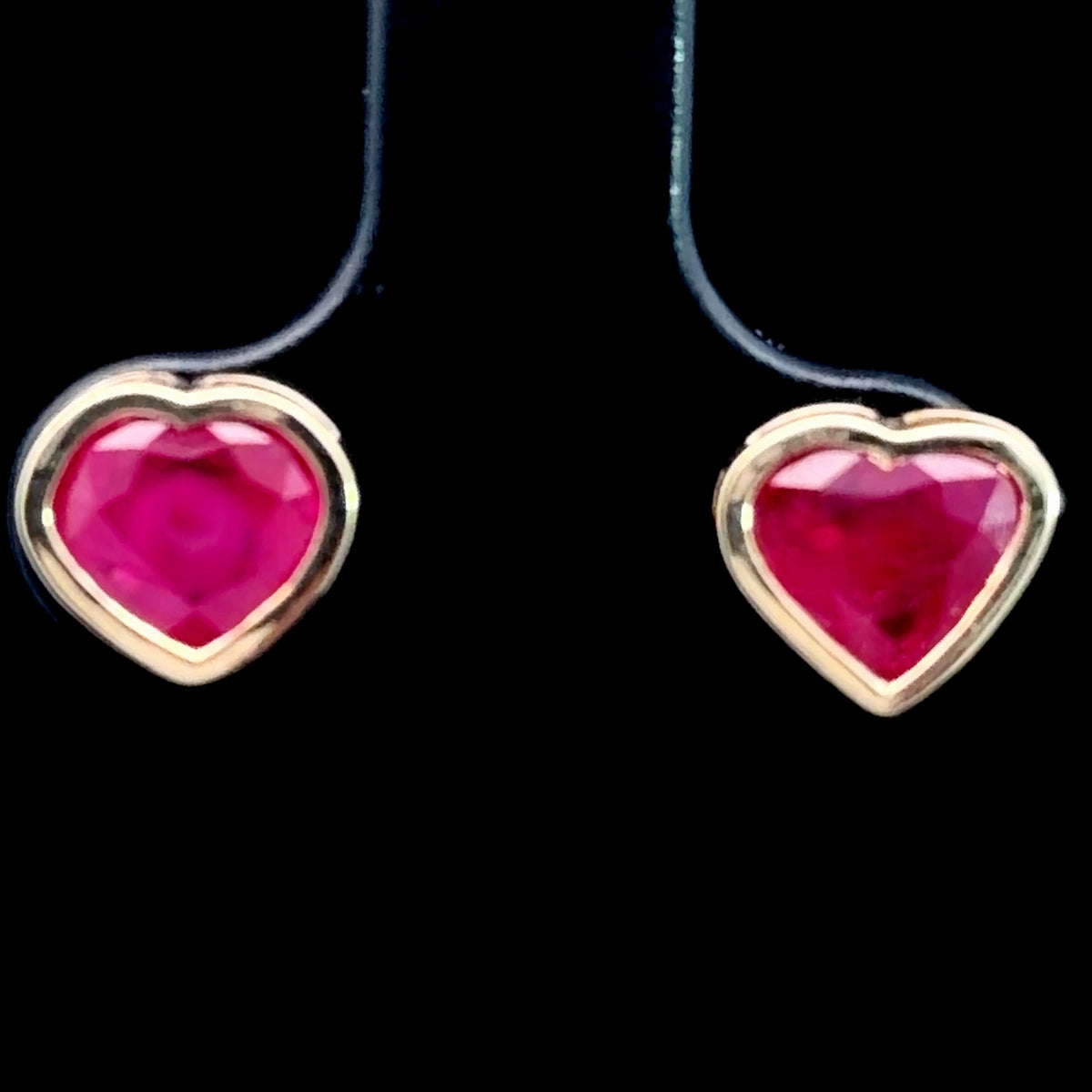 A Stunning Pair Of Ruby Heart Stud Earrings In Substantial 14k Yellow Gold Mounts Truly Magnificent