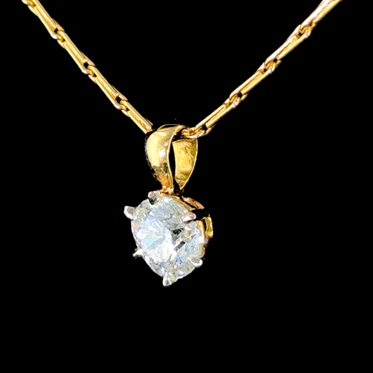 18K Yellow Gold Diamond Pendant & Chain APPX 1.35 CTS G SI 3