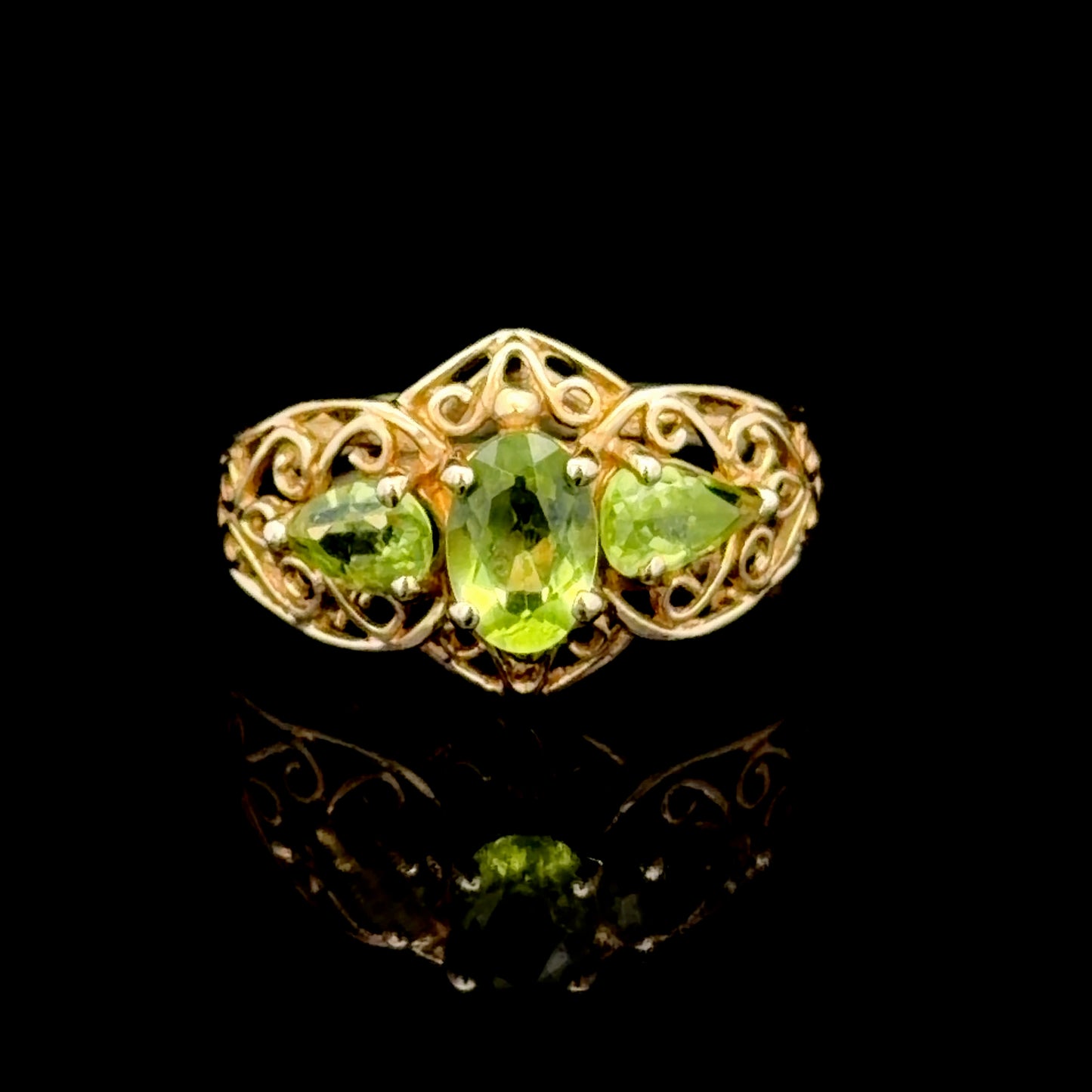 9k Oval and Pear-Cut Peridot Yellow Gold Filigree Ring