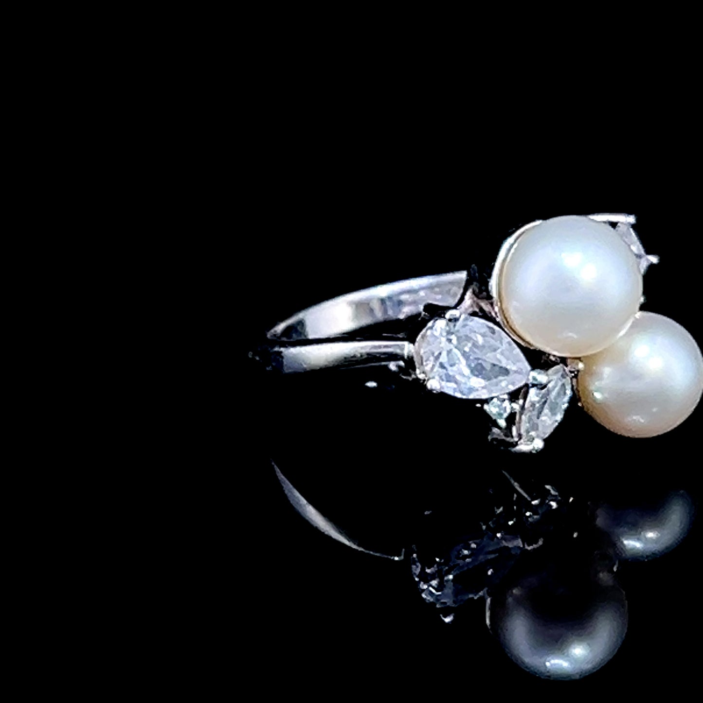 Silver Pearl & Cubic Zirconia Ring