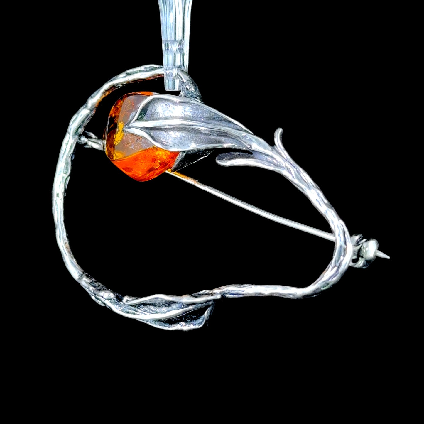 Beautiful Silver & Amber Flower Stem Brooch