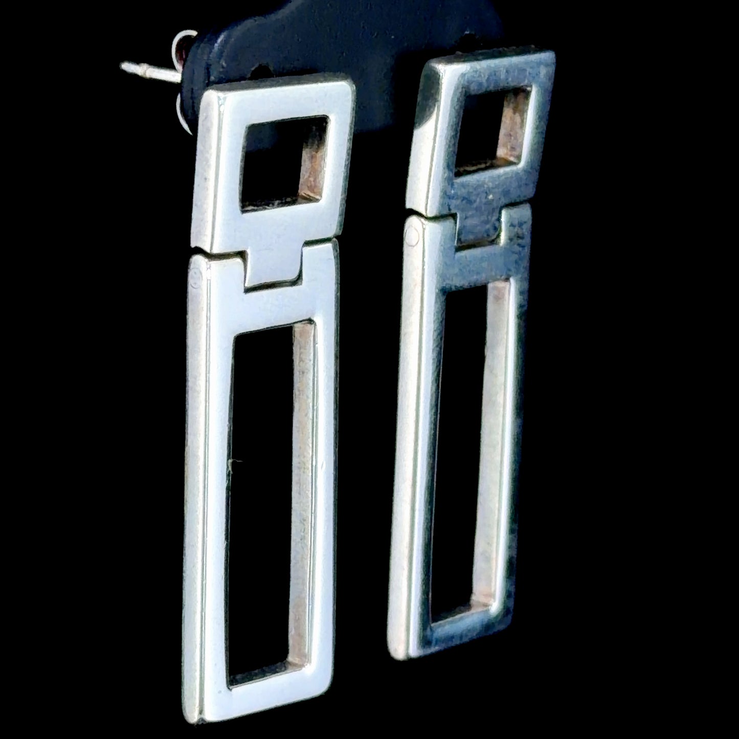 Stunning Vintage Gucci Silver Rectangular Articulated Stud Earrings