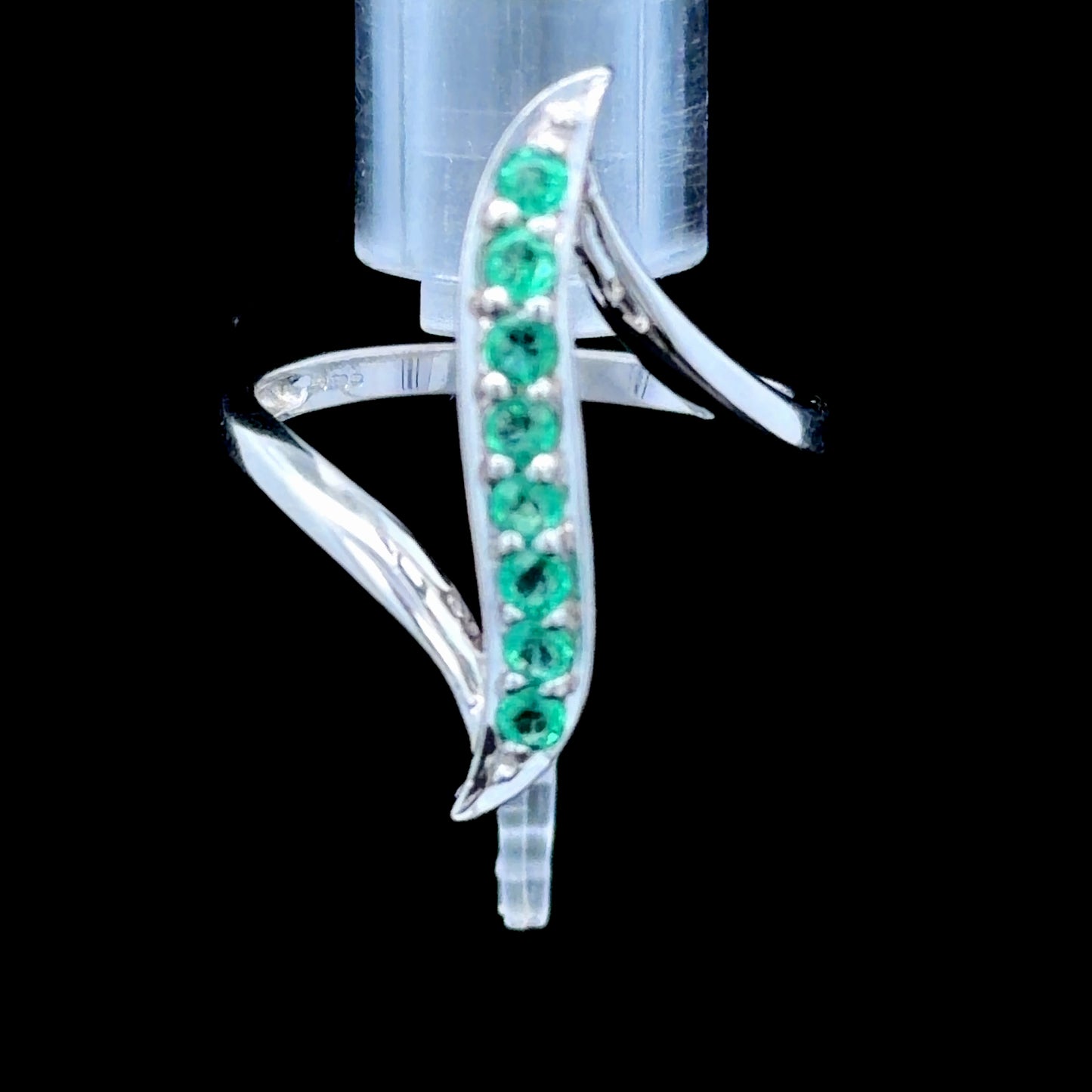 9k White Gold Emerald Vertical Bar Bypass Ring