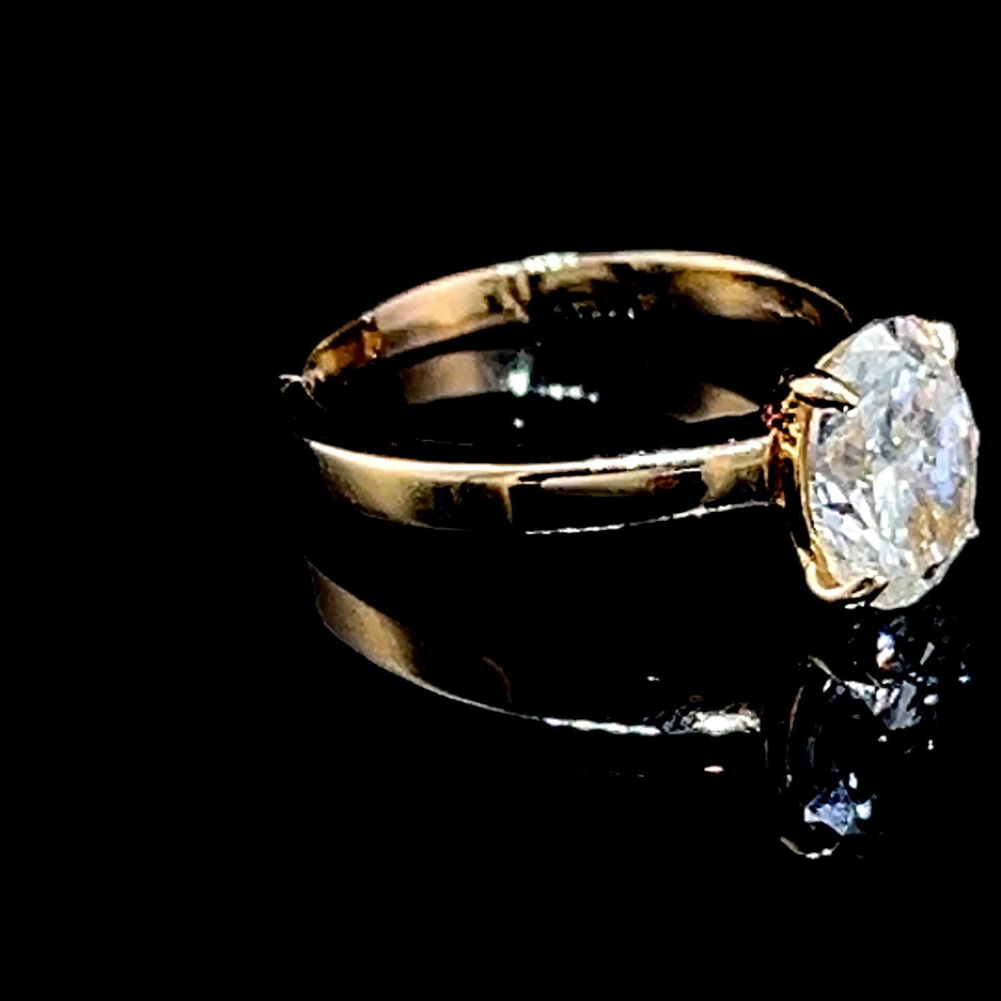 18k Yellow Gold Oval Diamond solitaire Ring GIA Certificate K Si2