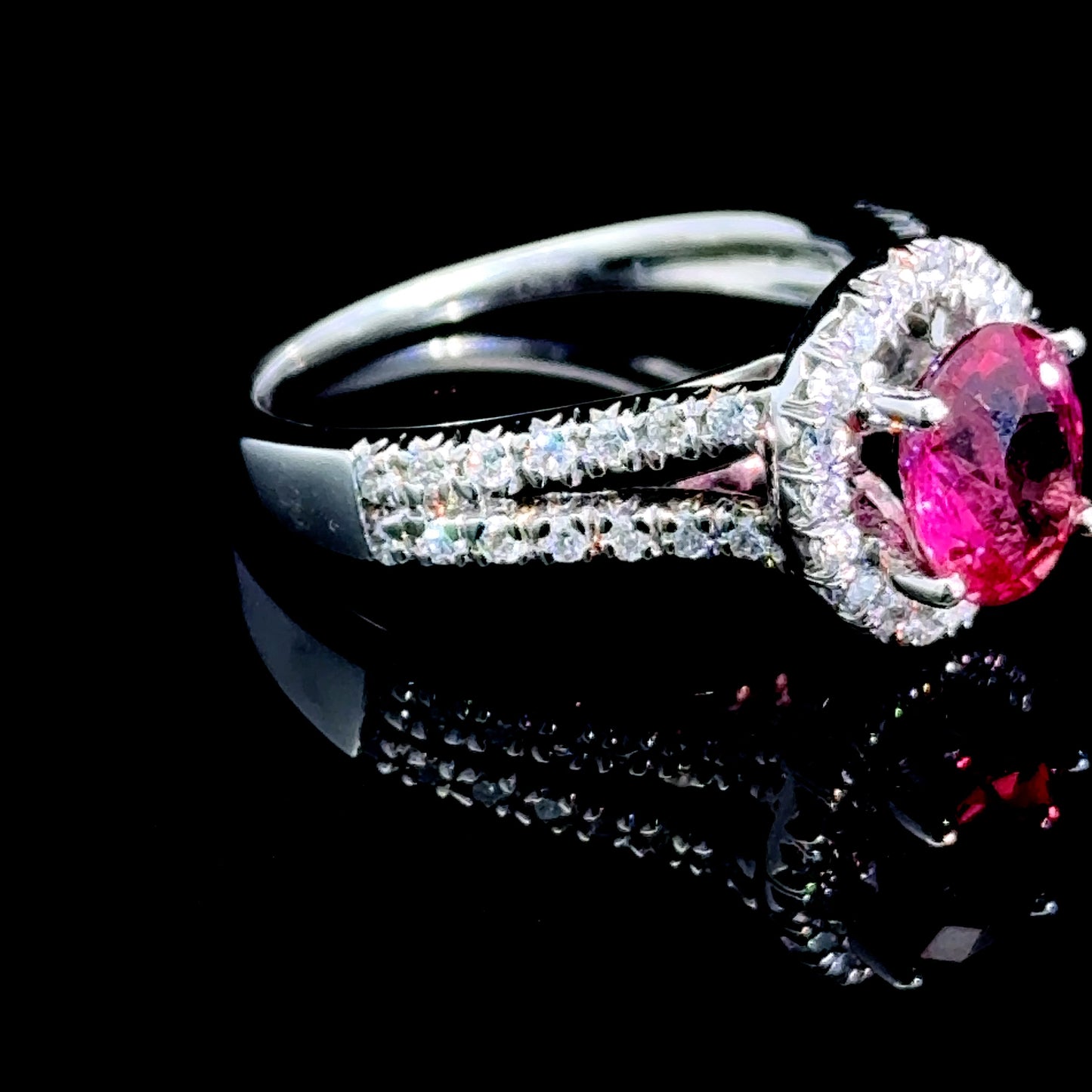 Stunning Platinum Padparadscha Sapphire & Diamond Halo Ring 1.70 CTS with Valuation Report