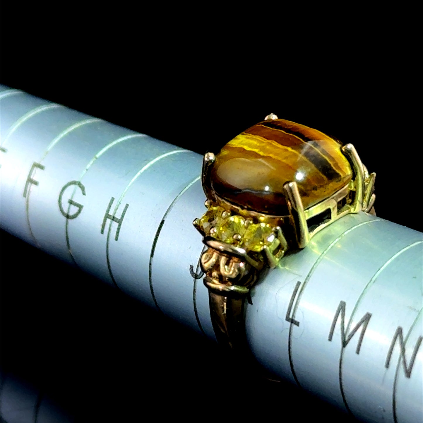 9K Yellow Gold Tigers Eye Ring