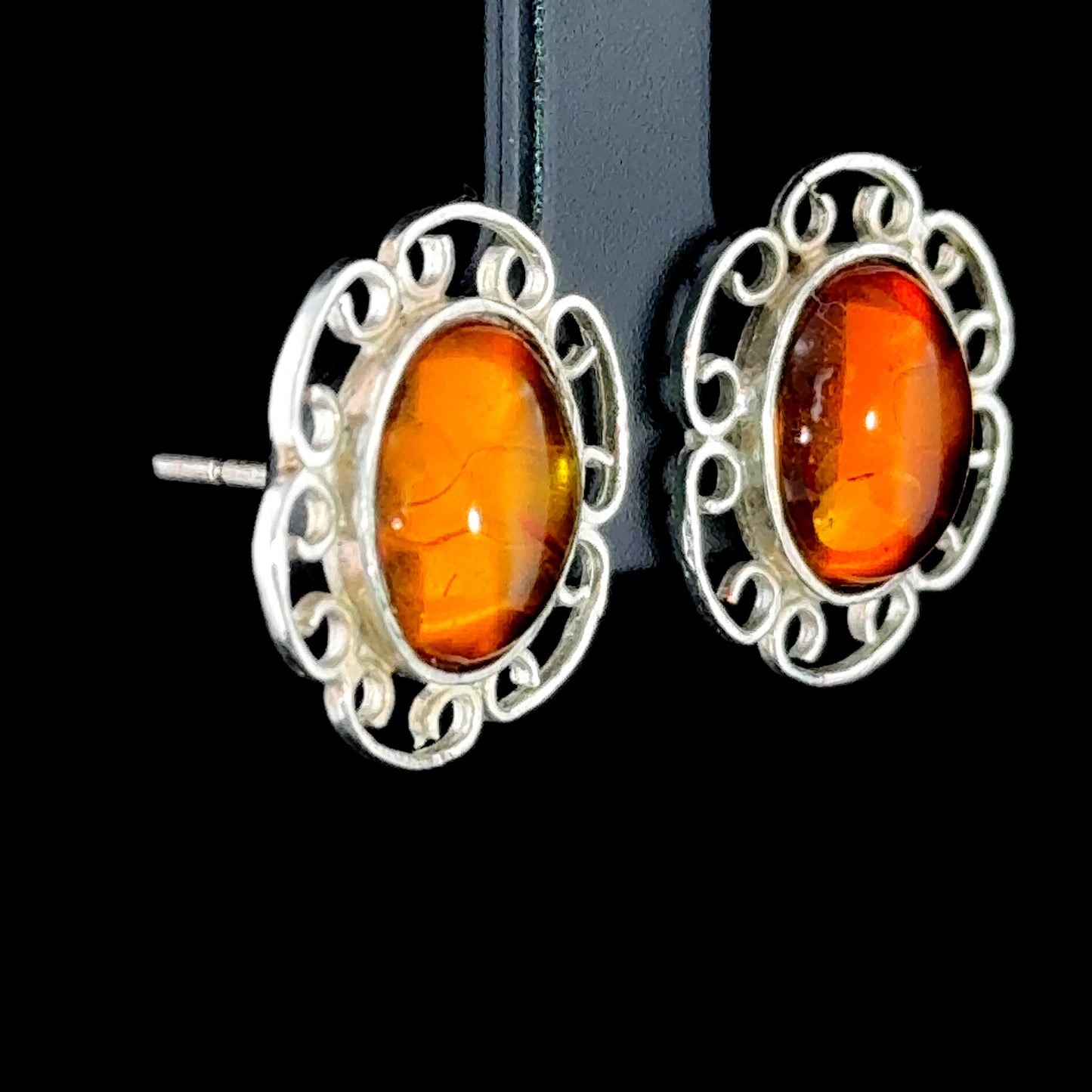 Lovely Silver & Amber Oval Filigree Stud Earrings