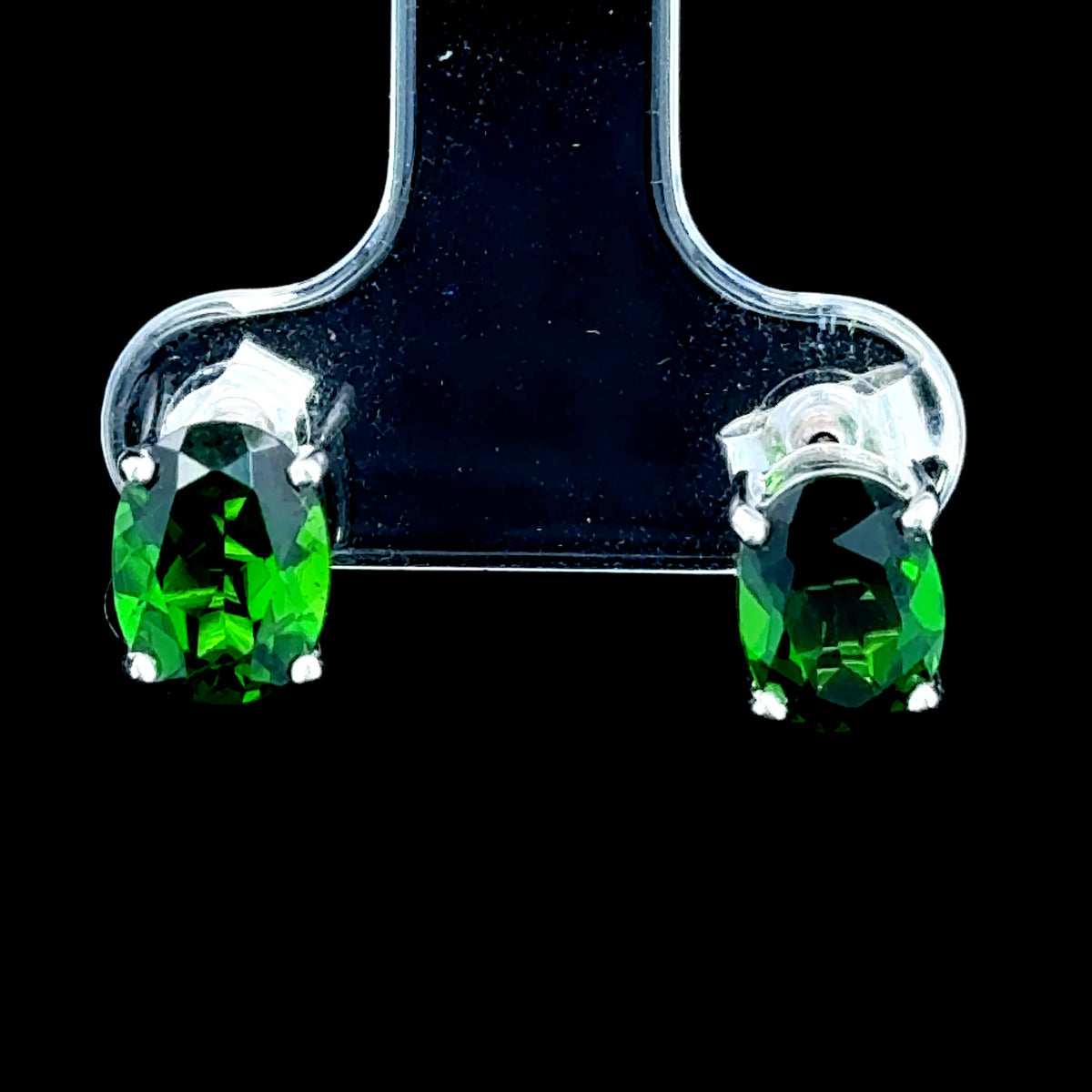 9K White Gold Oval Chrome Diopside Studs