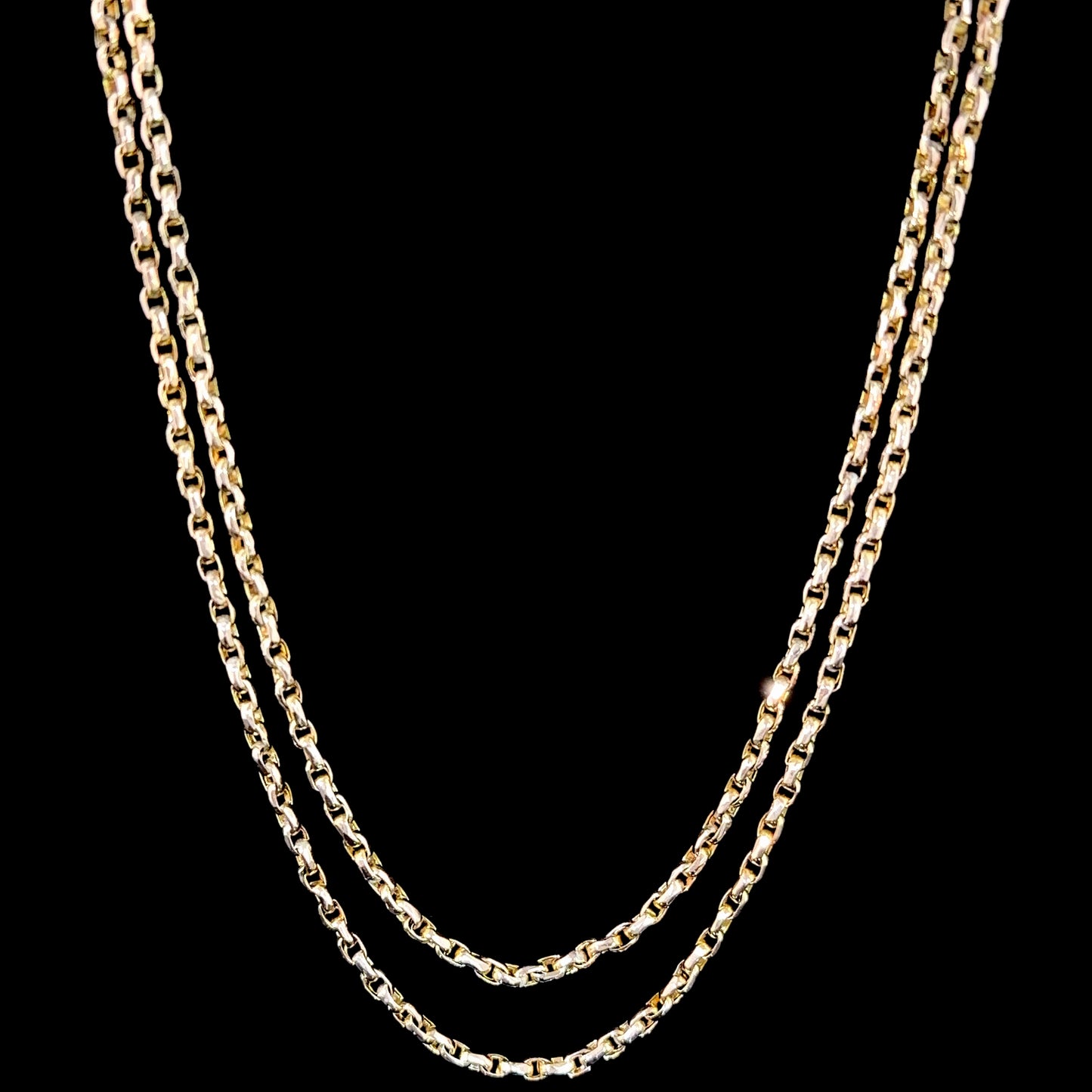 Wonderful 9k Yellow Gold Belcher Muff Chain 42 Inches Long.