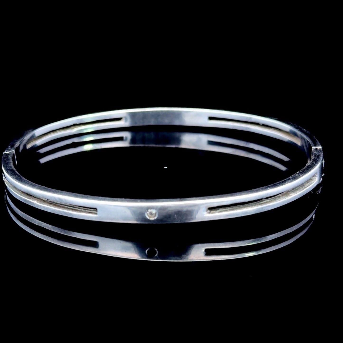 Vintage 925 Double Strand Cut Out Hinged Bangle With Diamond to Centre