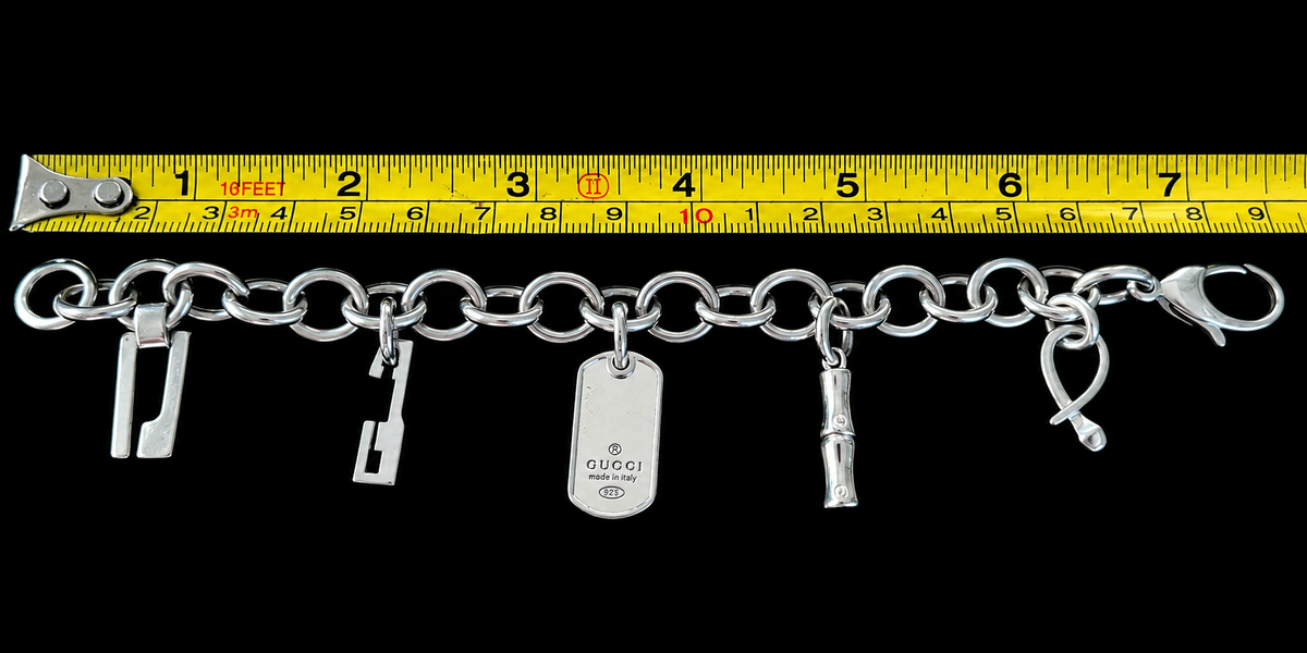 Lovely Gucci Logo Charm Bracelet 71/2” Long