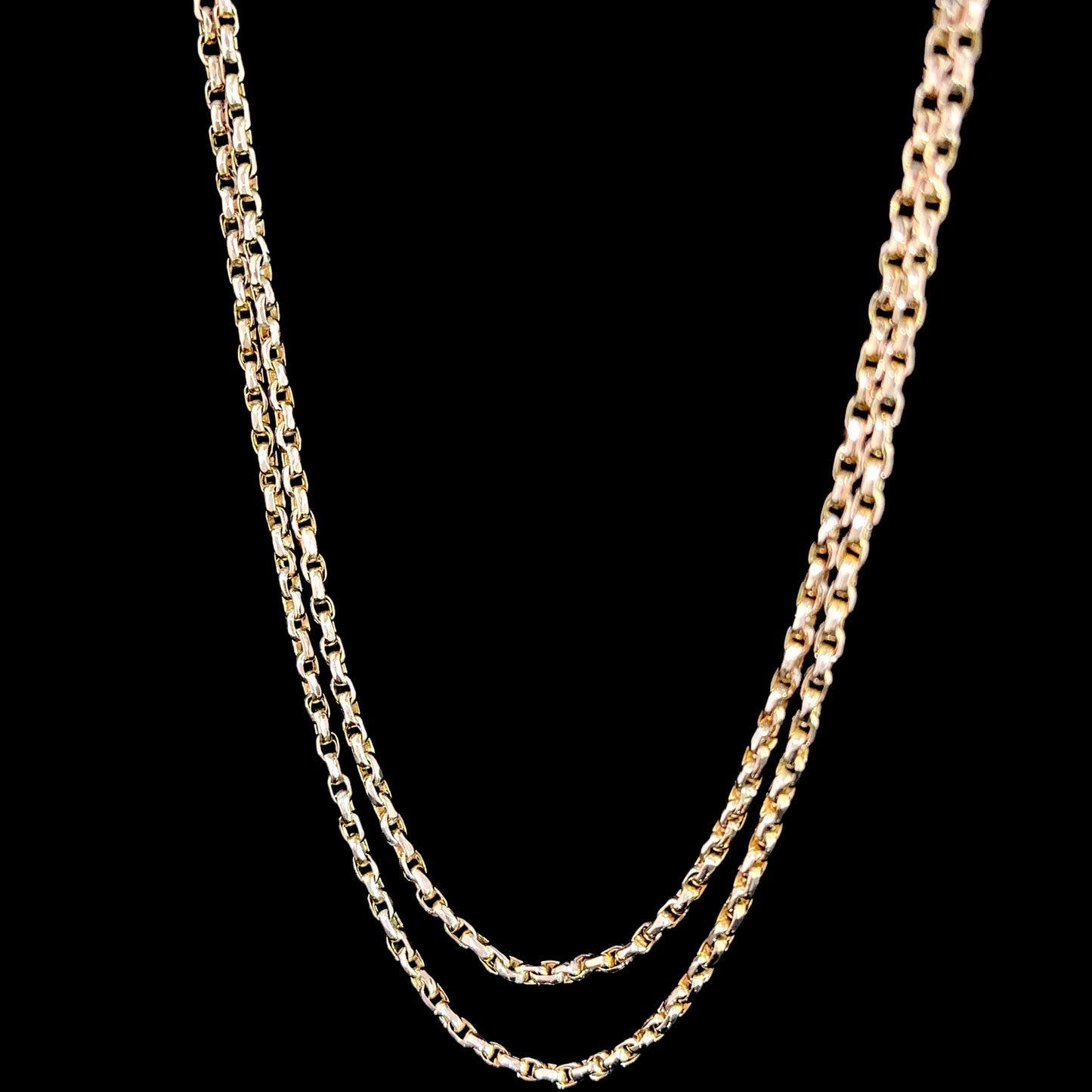 Wonderful 9k Yellow Gold Belcher Muff Chain 42 Inches Long.