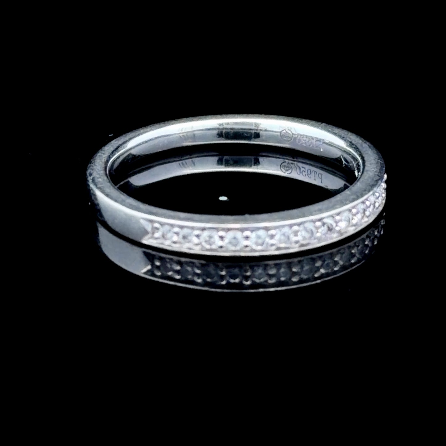 Platinum & Diamond Eternity Ring Appx 0.35 Cts