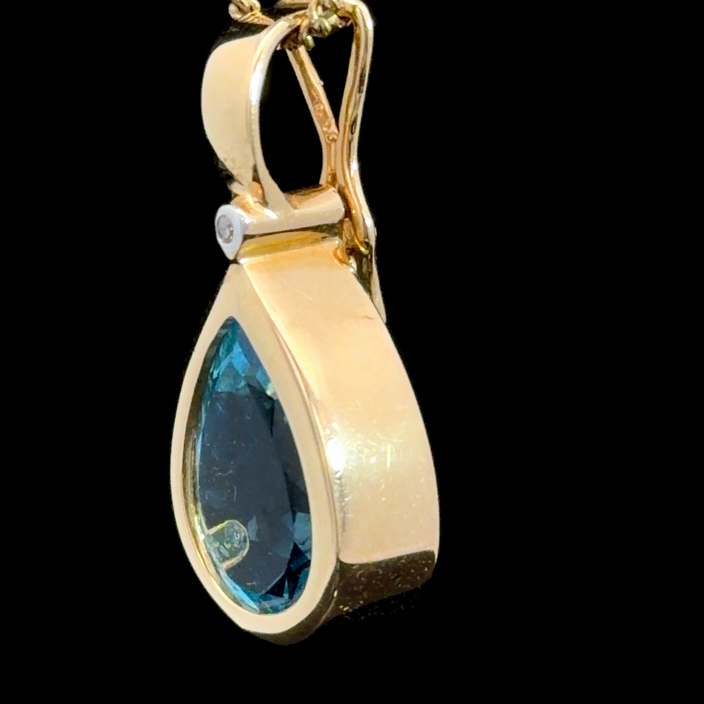 Beautiful 14k Yellow Gold Bezel Set Blue Topaz Pear & Diamond Pendant (Pendant Only)