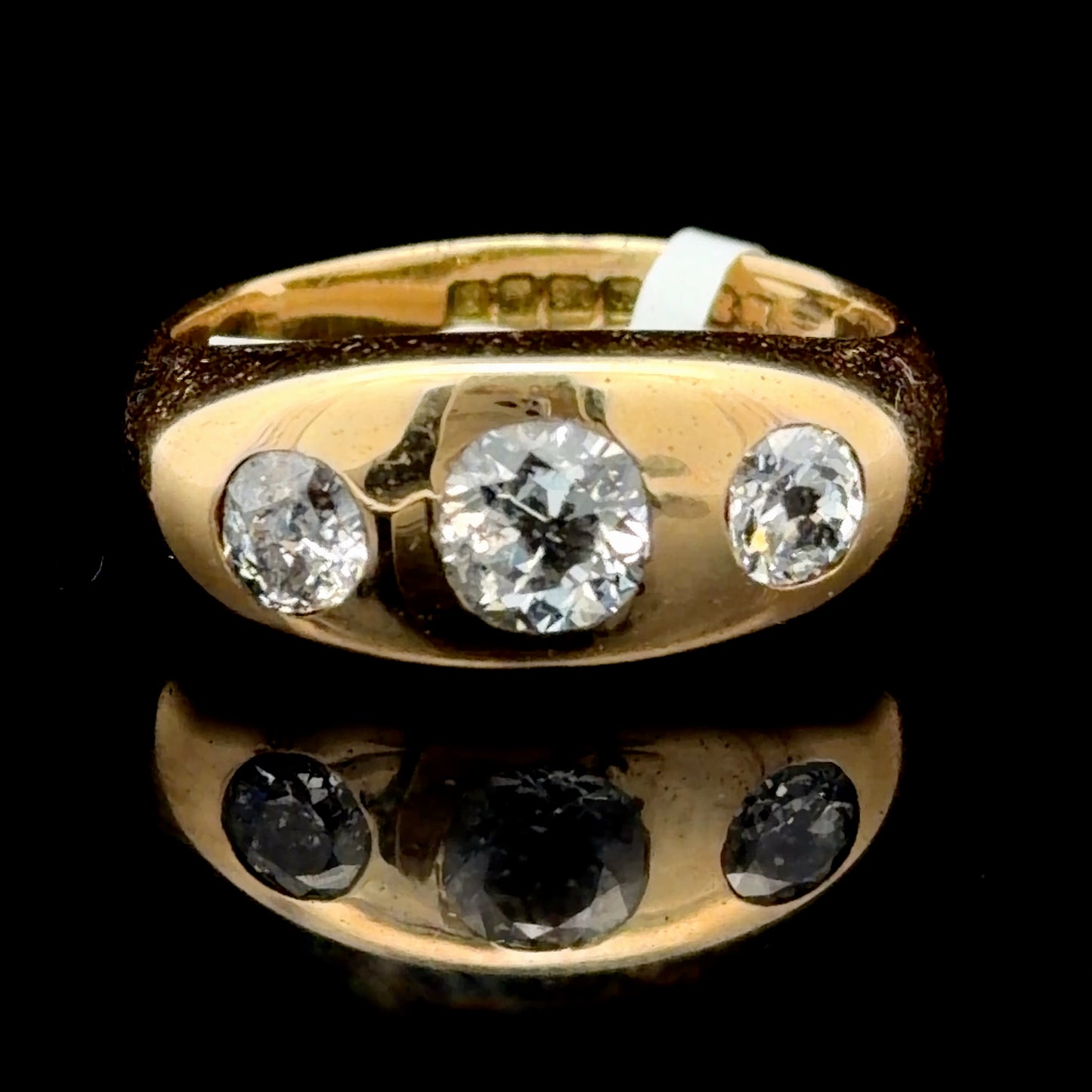 Lovely Gents 18k Yellow Gold Old Cut Diamond 3 Stone Ring Appx 1.3 Cts