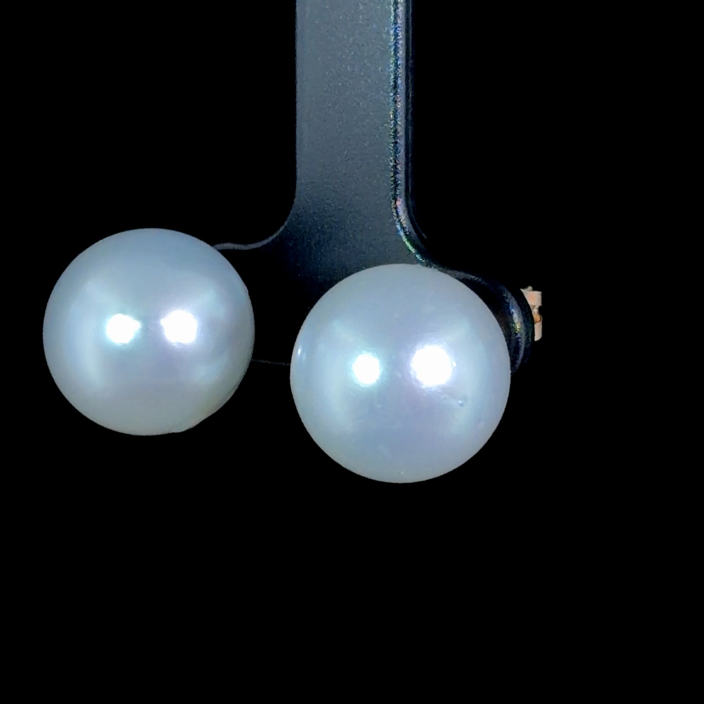 9k Large Silver Pearl Studs