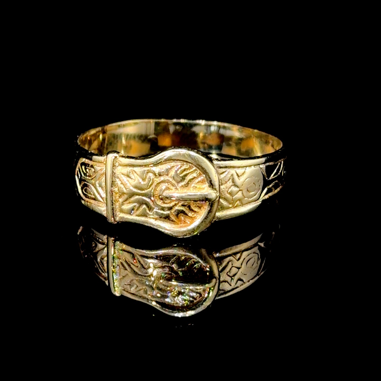 9k Yellow Gold Men’s Buckle Ring